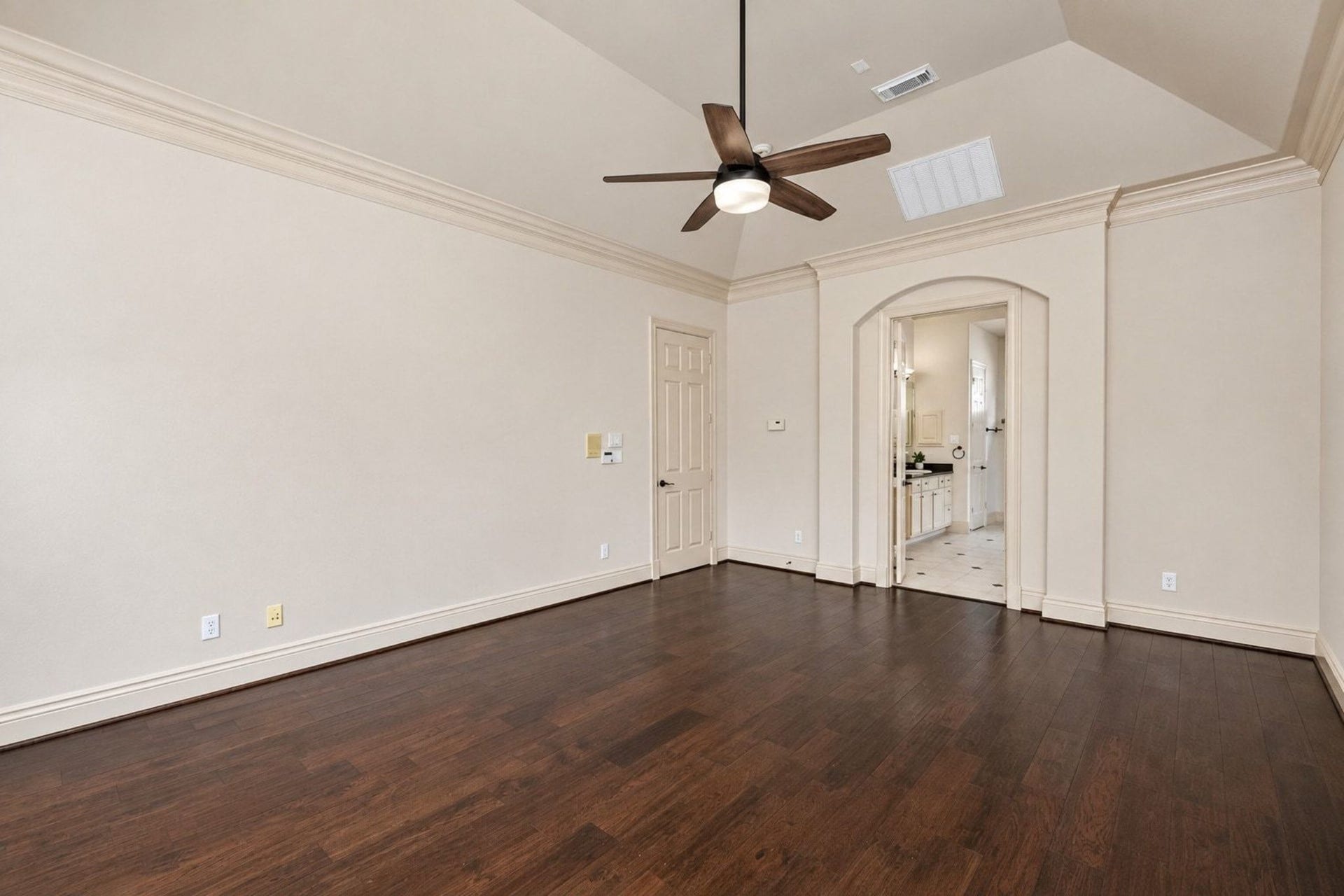 5215 Eagle Pointe Court, Sugar Land, TX 77479 5215 Eagle Pointe Court, Sugar Land, TX 77479