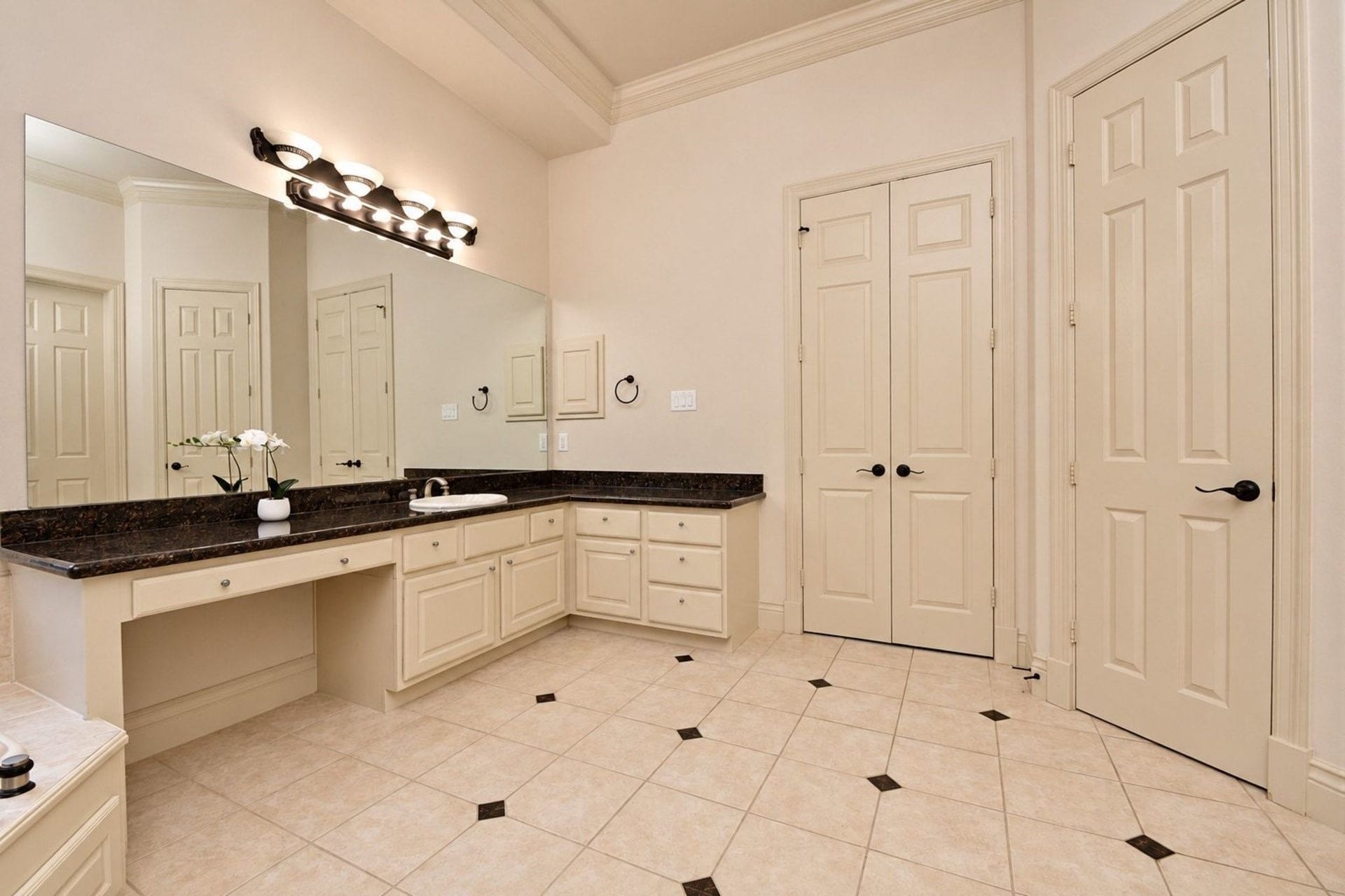 5215 Eagle Pointe Court, Sugar Land, TX 77479 5215 Eagle Pointe Court, Sugar Land, TX 77479