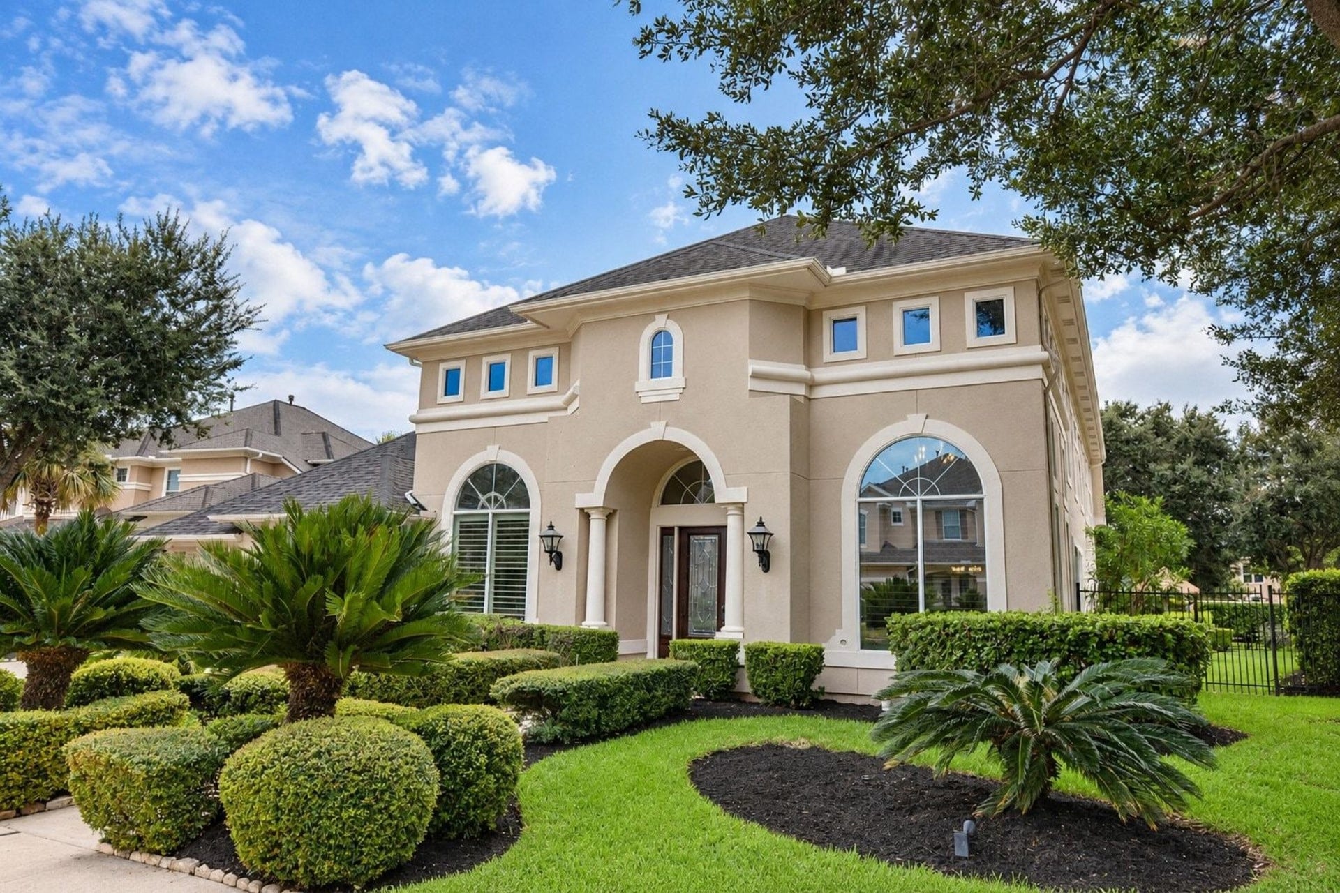 5215 Eagle Pointe Court, Sugar Land, TX 77479 5215 Eagle Pointe Court, Sugar Land, TX 77479