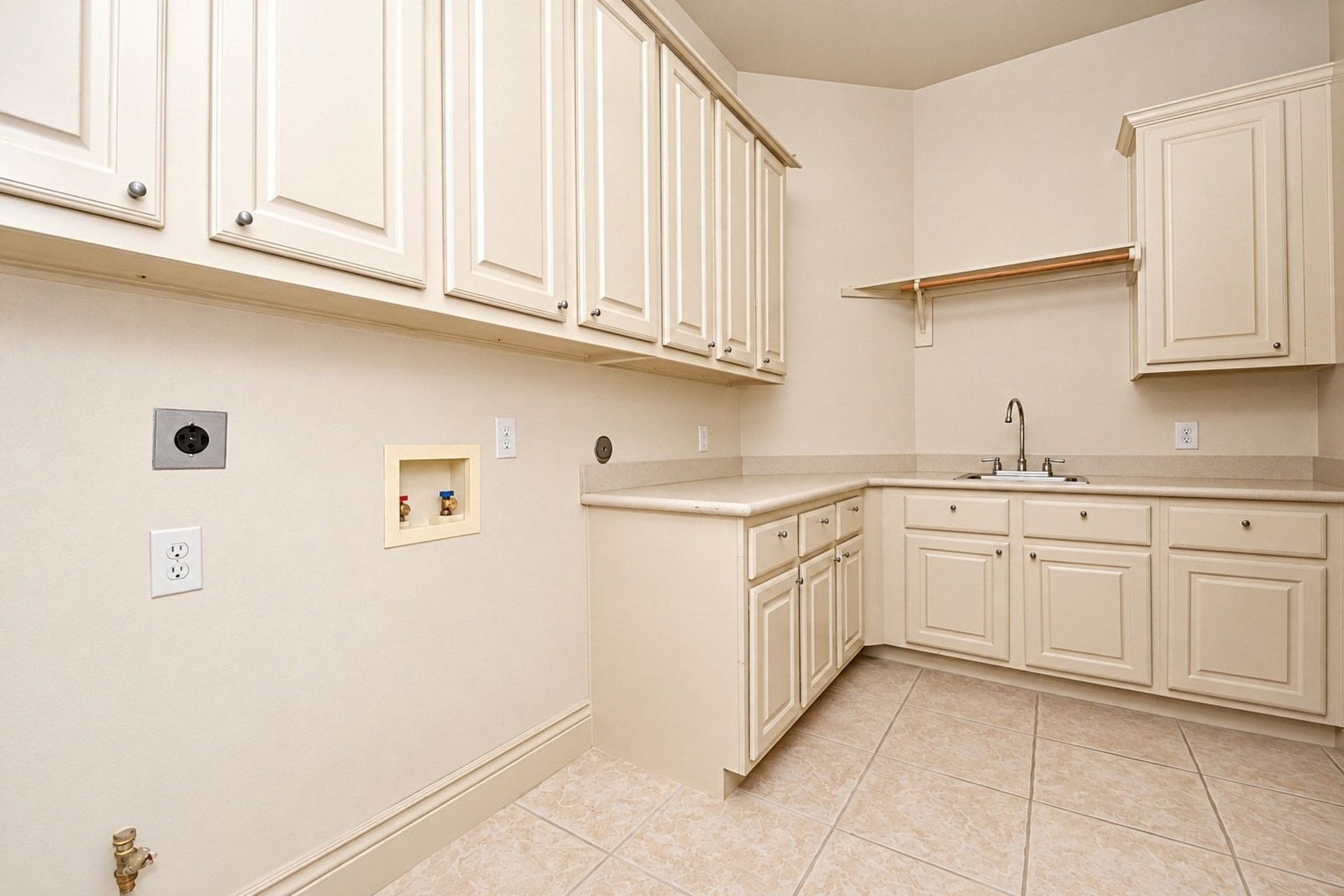 5215 Eagle Pointe Court, Sugar Land, TX 77479 5215 Eagle Pointe Court, Sugar Land, TX 77479
