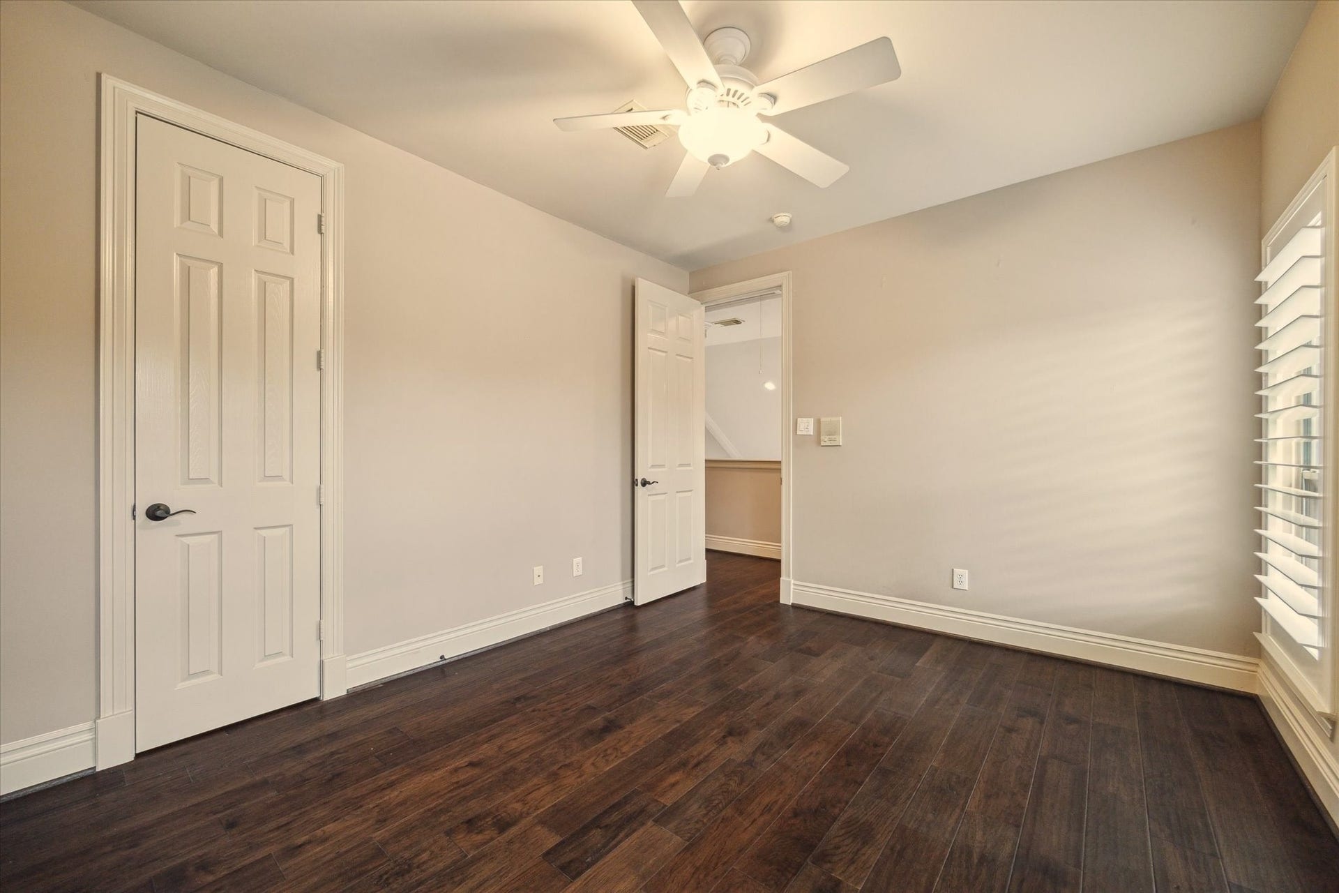5215 Eagle Pointe Court, Sugar Land, TX 77479 5215 Eagle Pointe Court, Sugar Land, TX 77479