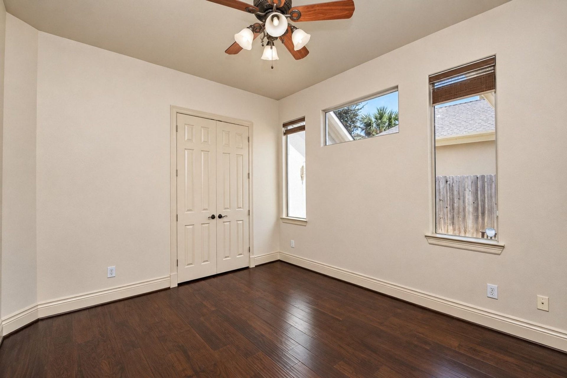 5215 Eagle Pointe Court, Sugar Land, TX 77479 5215 Eagle Pointe Court, Sugar Land, TX 77479