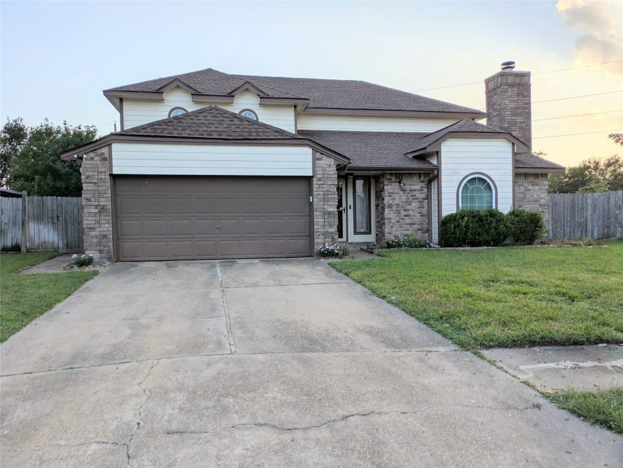 Property photo for 17054 Cairnlassie Street, Houston, TX