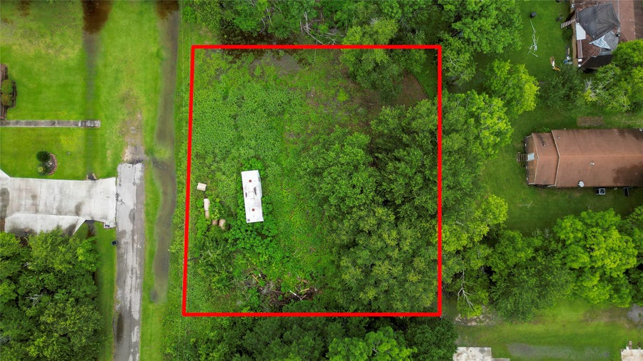 Property photo for 6702 Lewis Rd, Hitchcock, TX