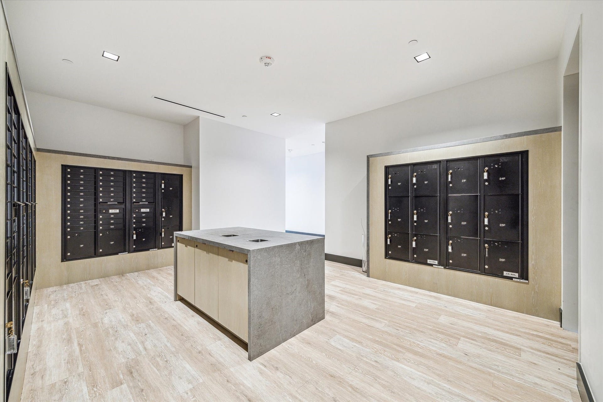 1711 Allen Parkway, #2403, Houston, TX 77019 1711 Allen Parkway, #2403, Houston, TX 77019