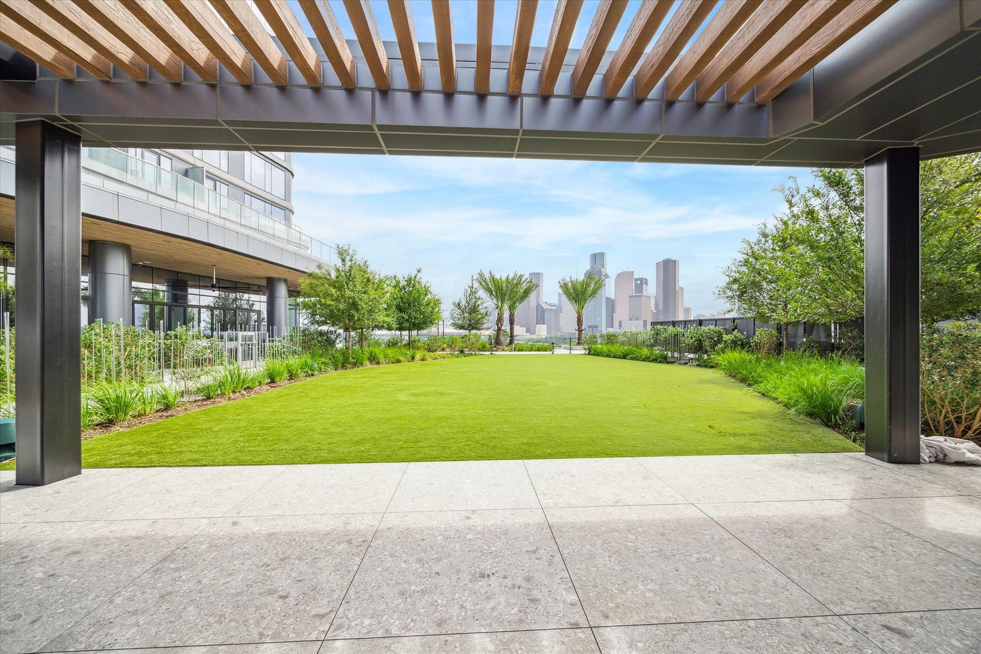 1711 Allen Parkway, #2403, Houston, TX 77019 1711 Allen Parkway, #2403, Houston, TX 77019
