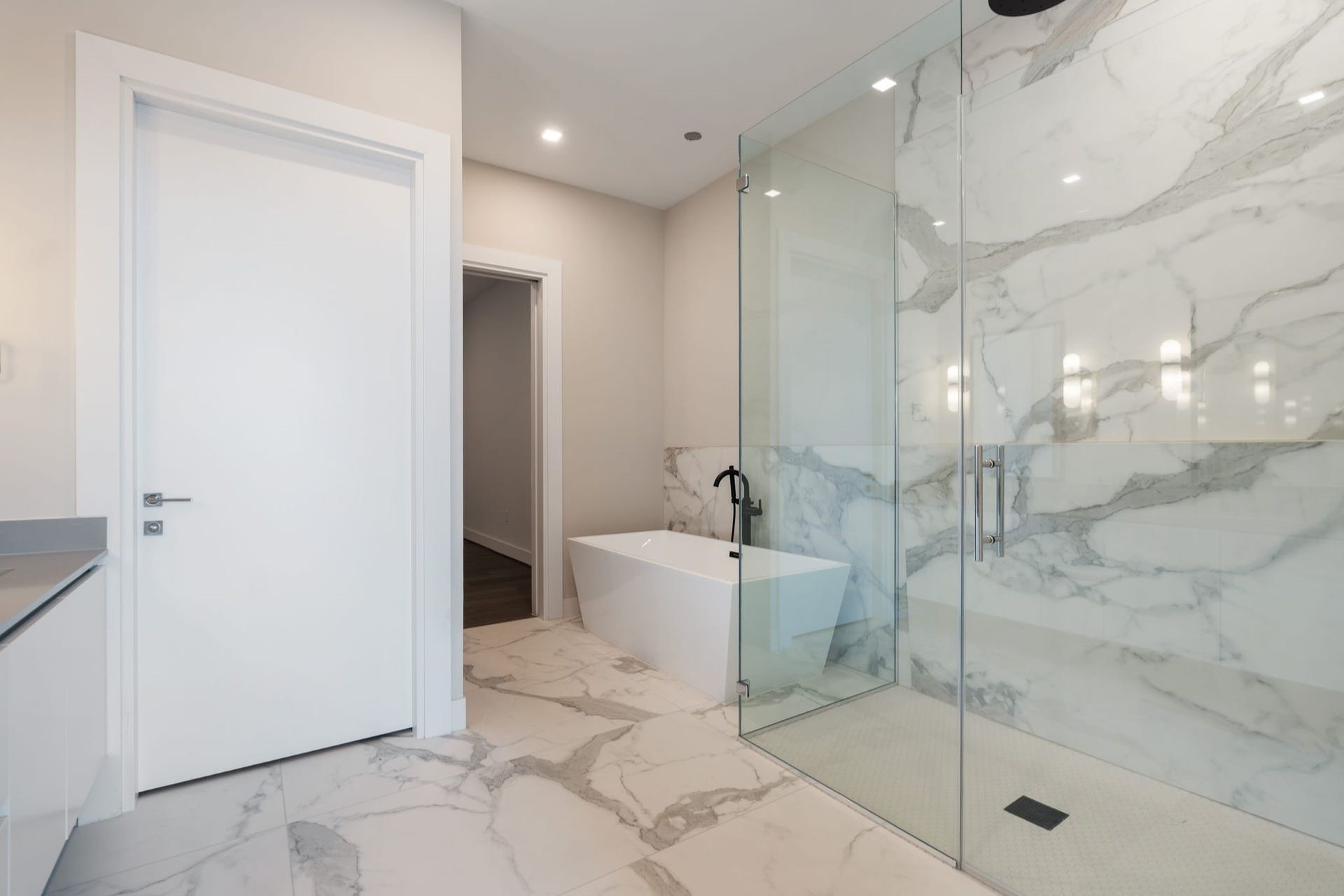 1711 Allen Parkway, #2403, Houston, TX 77019 1711 Allen Parkway, #2403, Houston, TX 77019