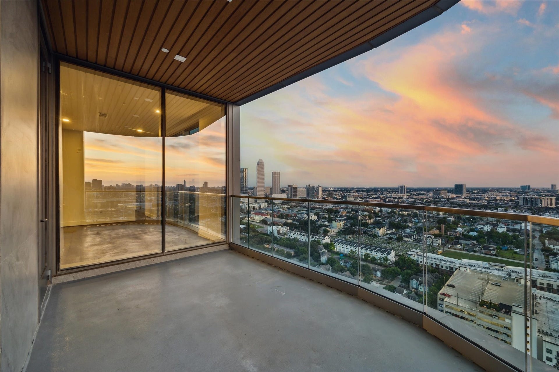 1711 Allen Parkway, #2403, Houston, TX 77019 1711 Allen Parkway, #2403, Houston, TX 77019