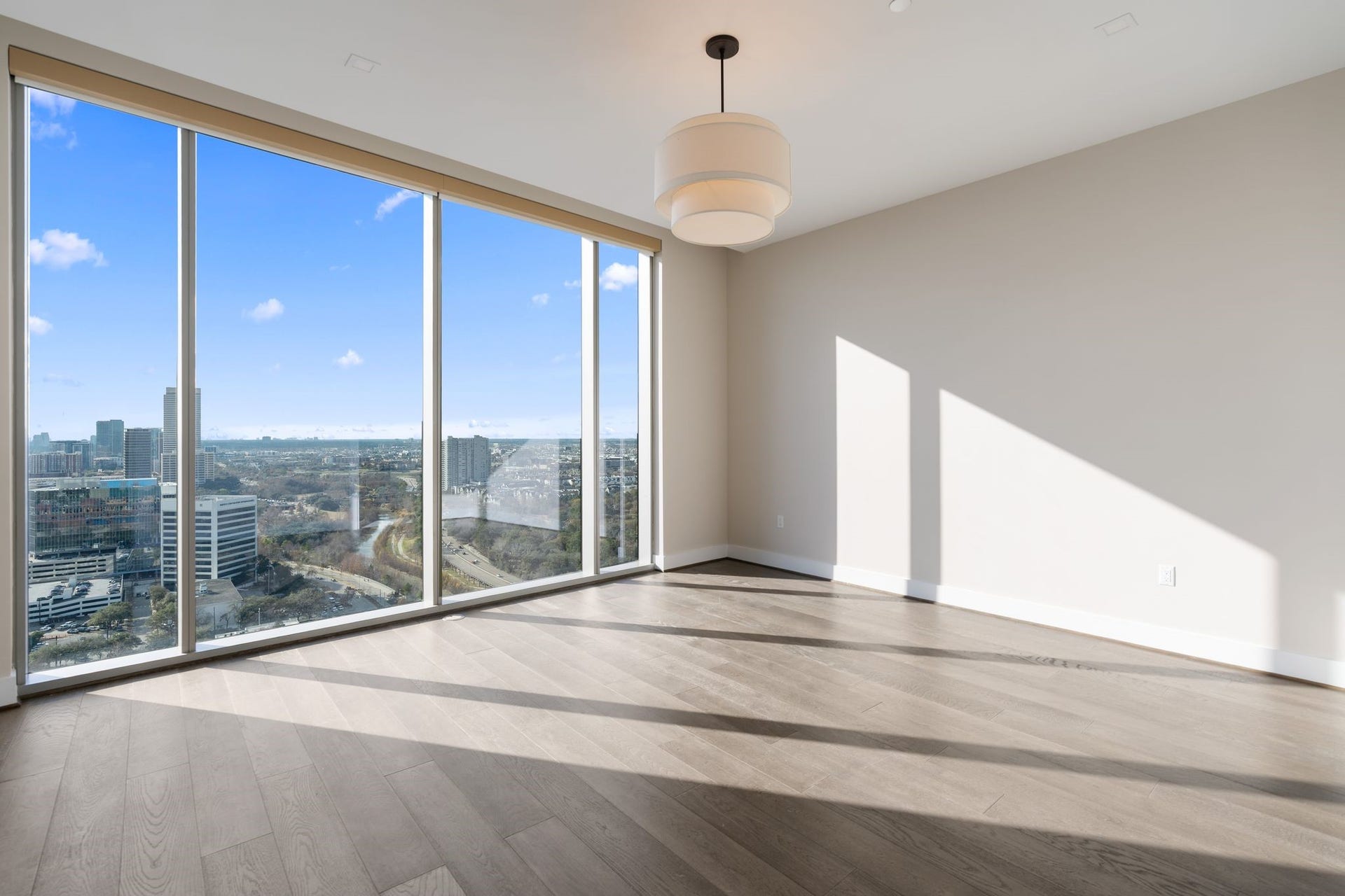1711 Allen Parkway, #2403, Houston, TX 77019 1711 Allen Parkway, #2403, Houston, TX 77019