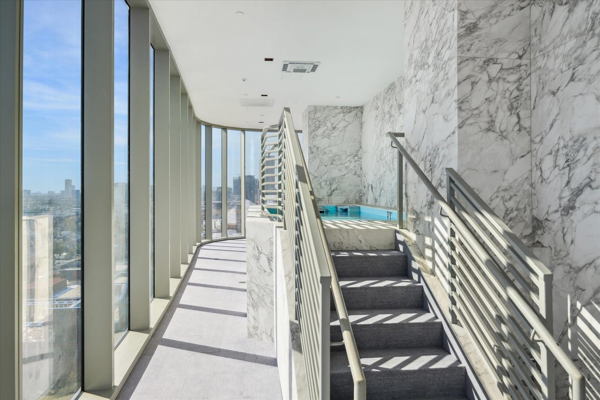 1711 Allen Parkway, #2403, Houston, TX 77019 Residents have access to this jet powered lap pool; reservation only
