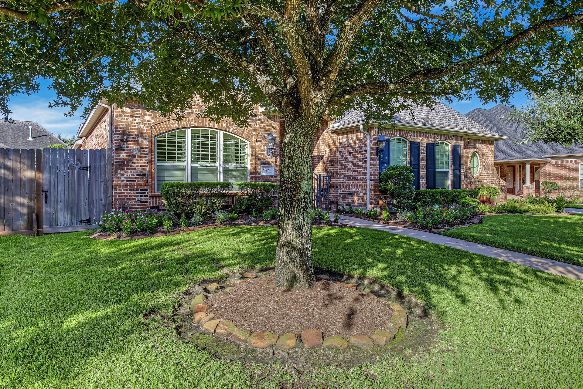 12619 Mossy Ledge Drive, Tomball, TX 77377 Front