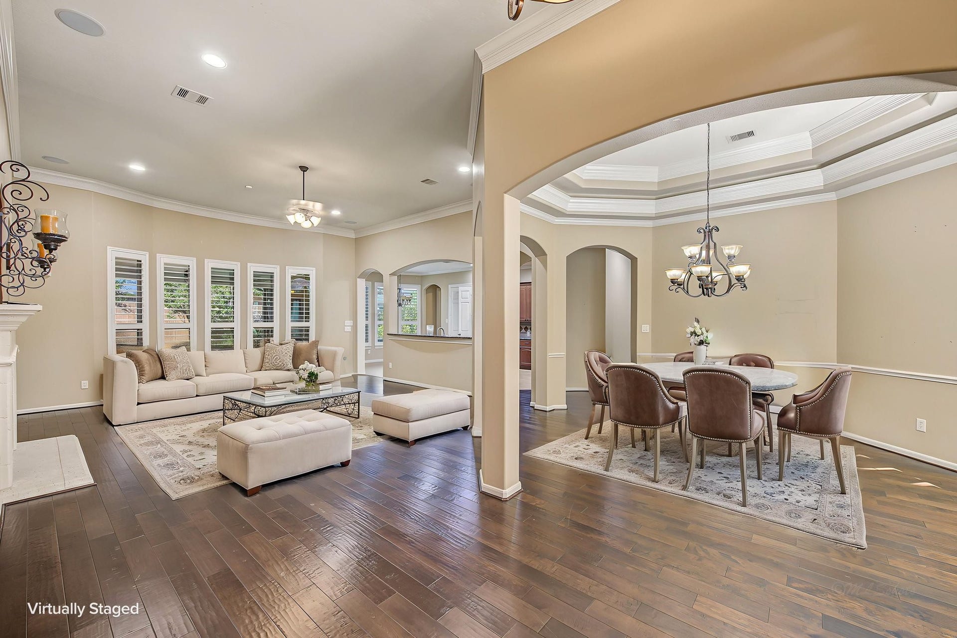 12619 Mossy Ledge Drive, Tomball, TX 77377 Family & Dining
(Virtually Staged)