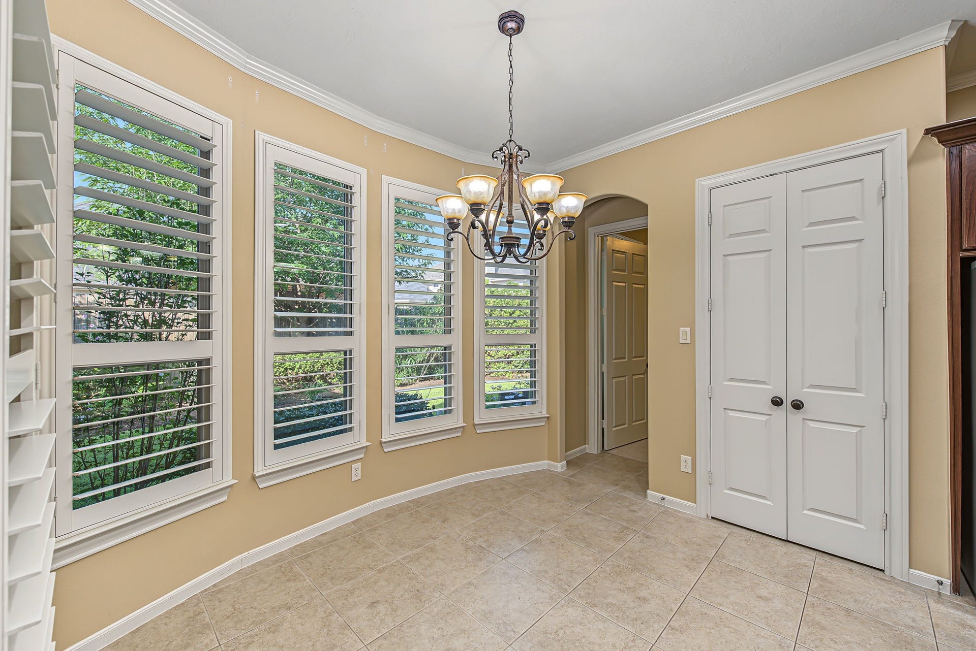 12619 Mossy Ledge Drive, Tomball, TX 77377 Breakfast