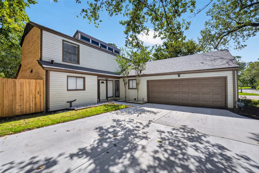 Property photo for 1746 Cloister Drive, #6, Crosby, TX