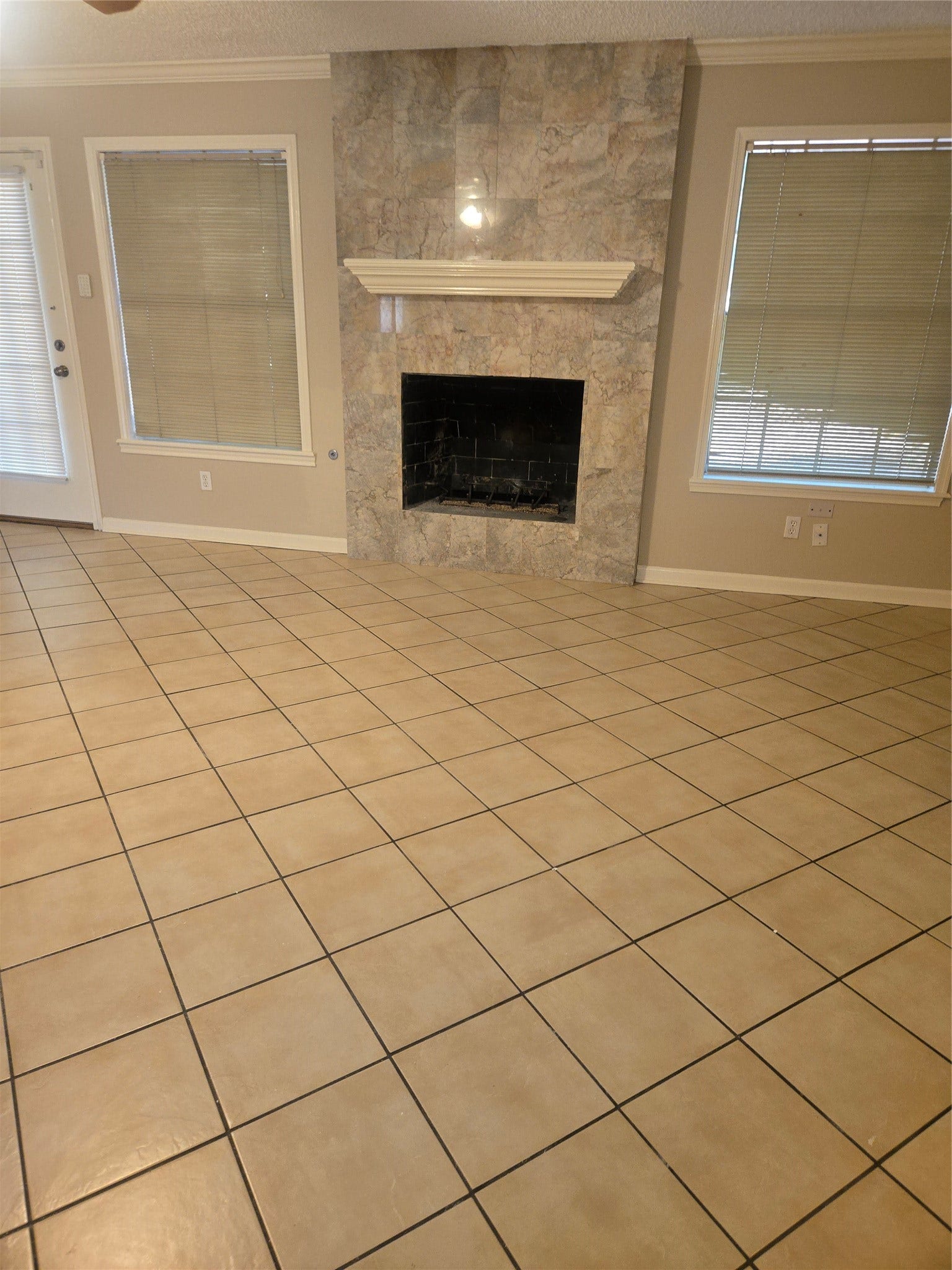 1106 Suwanee Lane, Houston, TX 77090