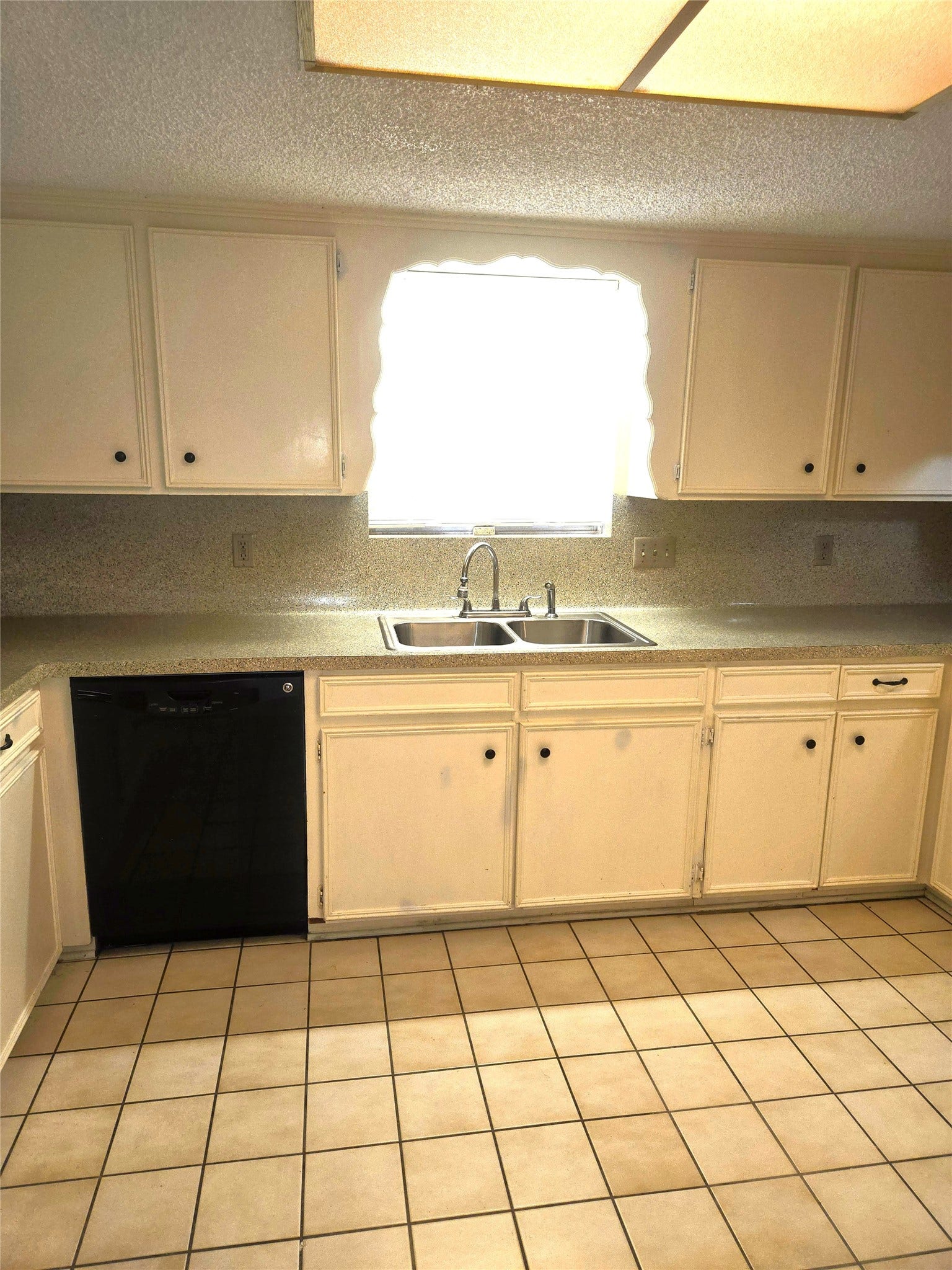 1106 Suwanee Lane, Houston, TX 77090