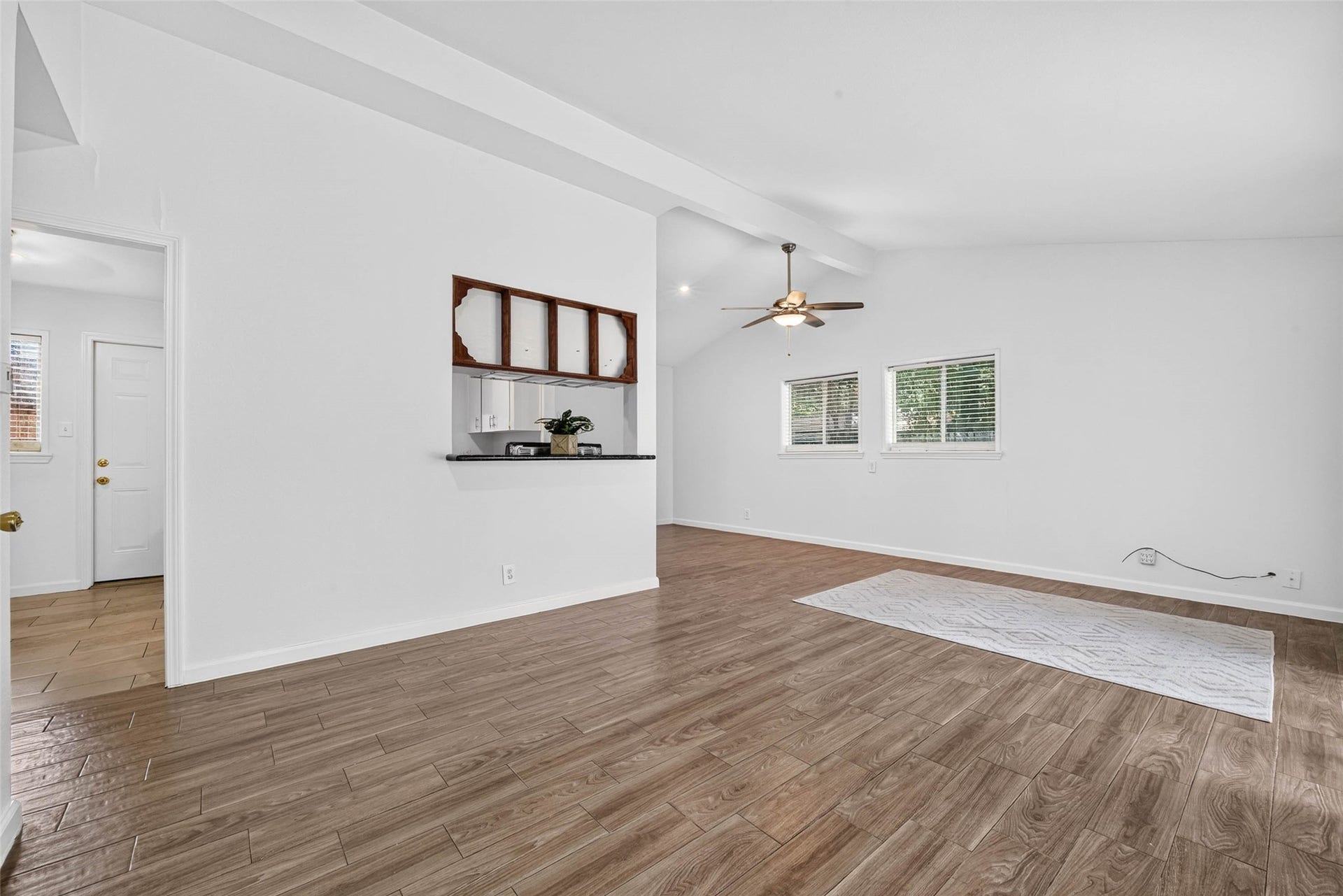6518 Birdwood Road, Houston, TX 77074 6518 Birdwood Road, Houston, TX 77074