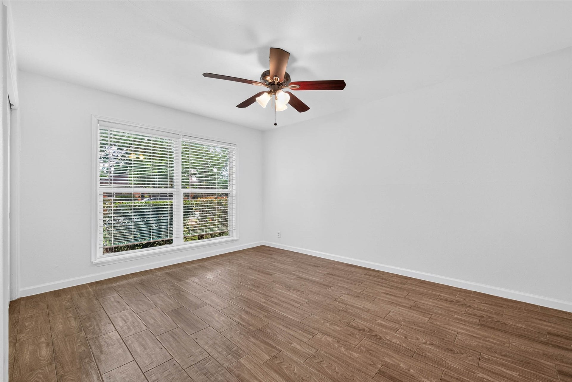 6518 Birdwood Road, Houston, TX 77074 6518 Birdwood Road, Houston, TX 77074