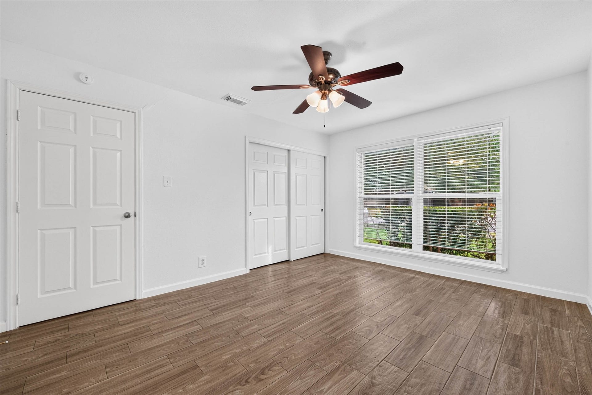 6518 Birdwood Road, Houston, TX 77074 6518 Birdwood Road, Houston, TX 77074