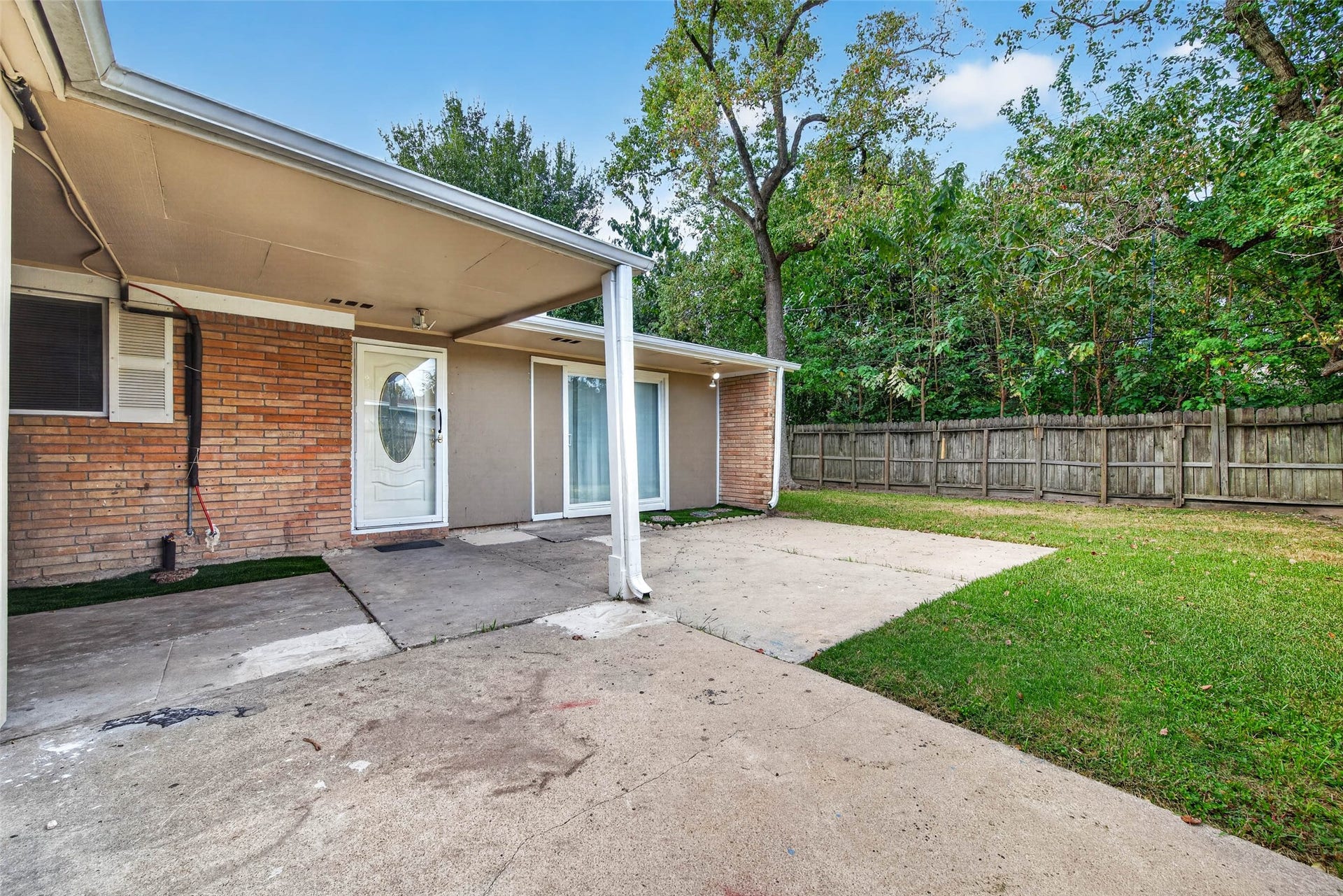 6518 Birdwood Road, Houston, TX 77074 6518 Birdwood Road, Houston, TX 77074