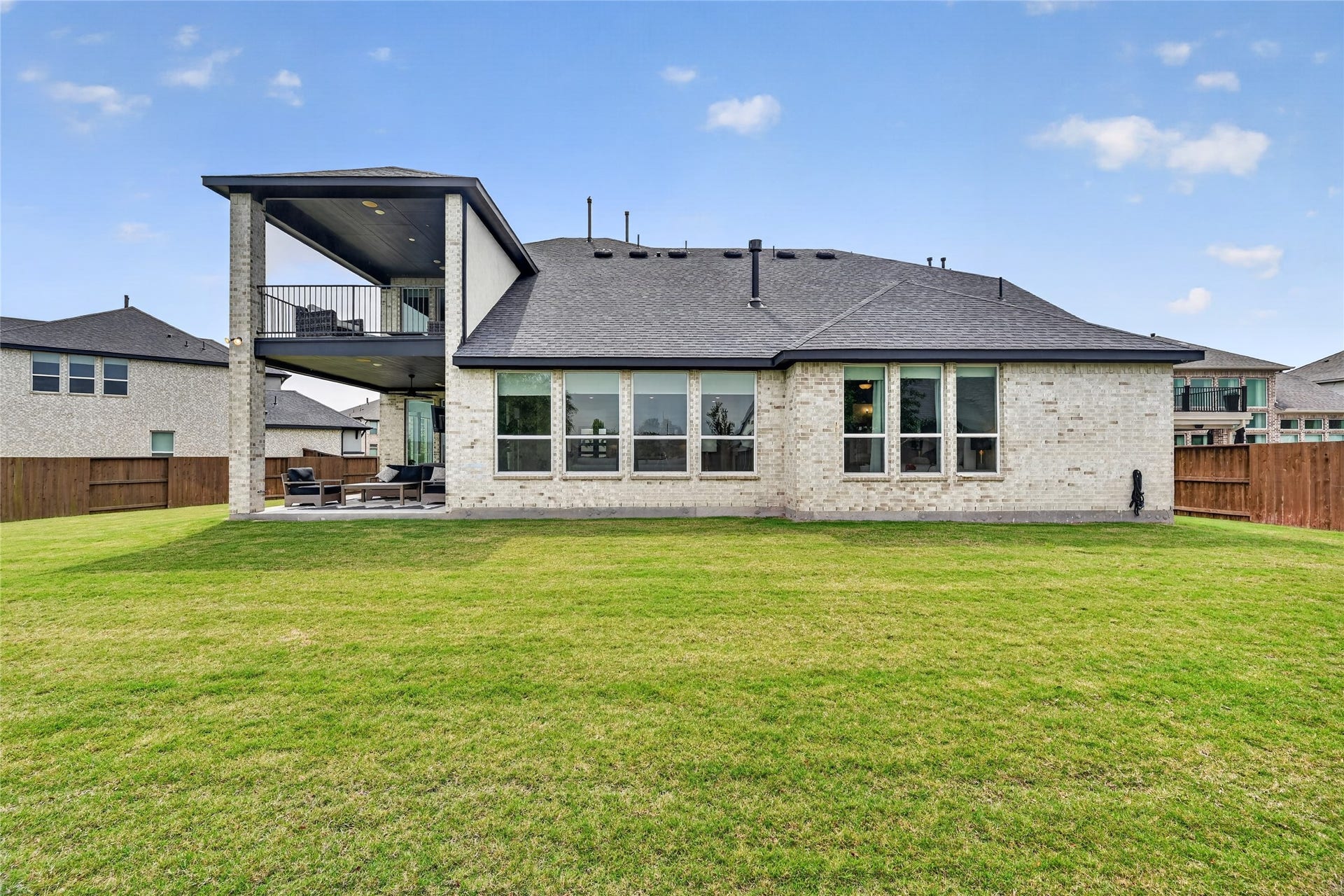 9827 Wright Drive, Manvel, TX 77578 9827 Wright Drive, Manvel, TX 77578