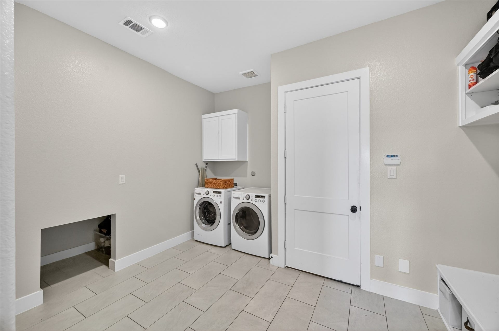 9827 Wright Drive, Manvel, TX 77578 9827 Wright Drive, Manvel, TX 77578