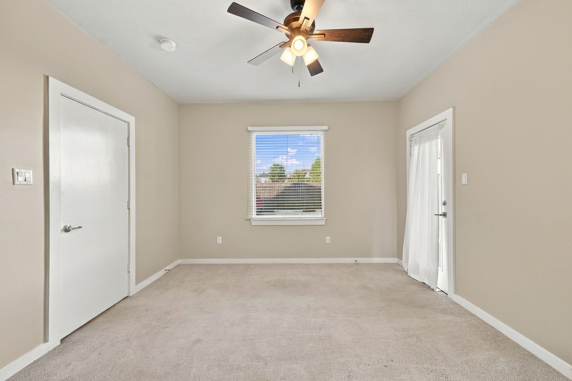 1132 Patterson Street, Houston, TX 77007