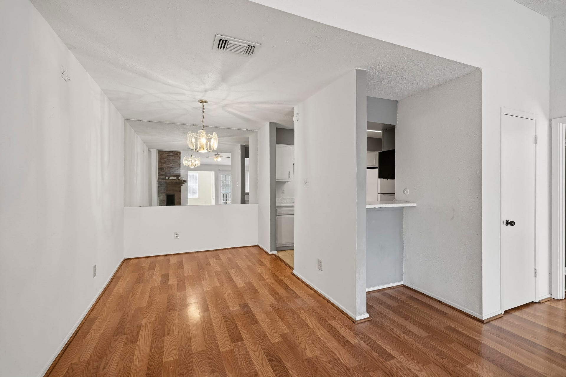 10555 Turtlewood Court, #303, Houston, TX 77072 10555 Turtlewood Court, #303, Houston, TX 77072