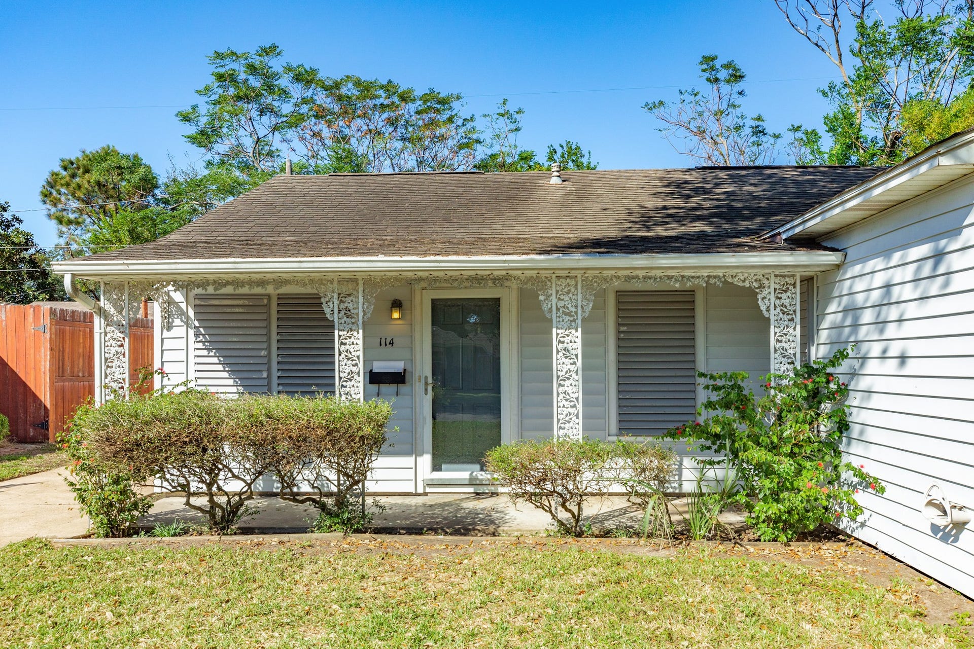 114 Tarpon Avenue, Galveston, TX 77550 114 Tarpon Avenue, Galveston, TX 77550
