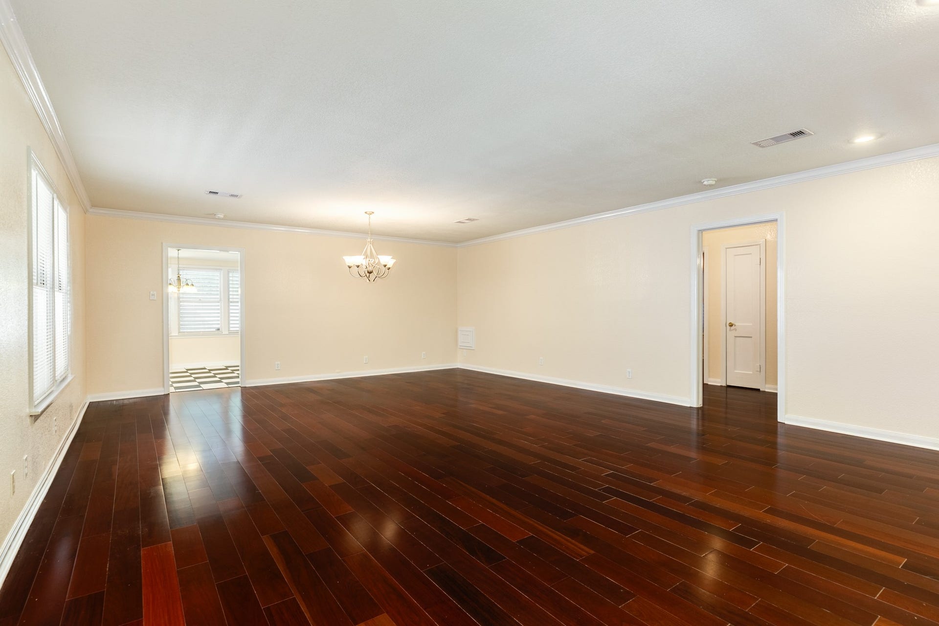 114 Tarpon Avenue, Galveston, TX 77550 114 Tarpon Avenue, Galveston, TX 77550
