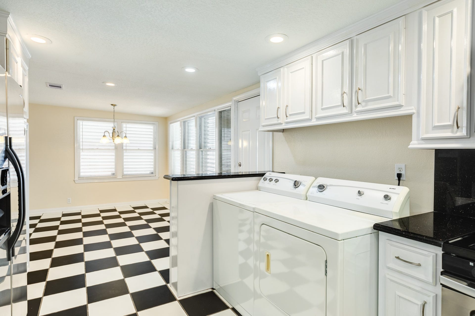 114 Tarpon Avenue, Galveston, TX 77550 114 Tarpon Avenue, Galveston, TX 77550