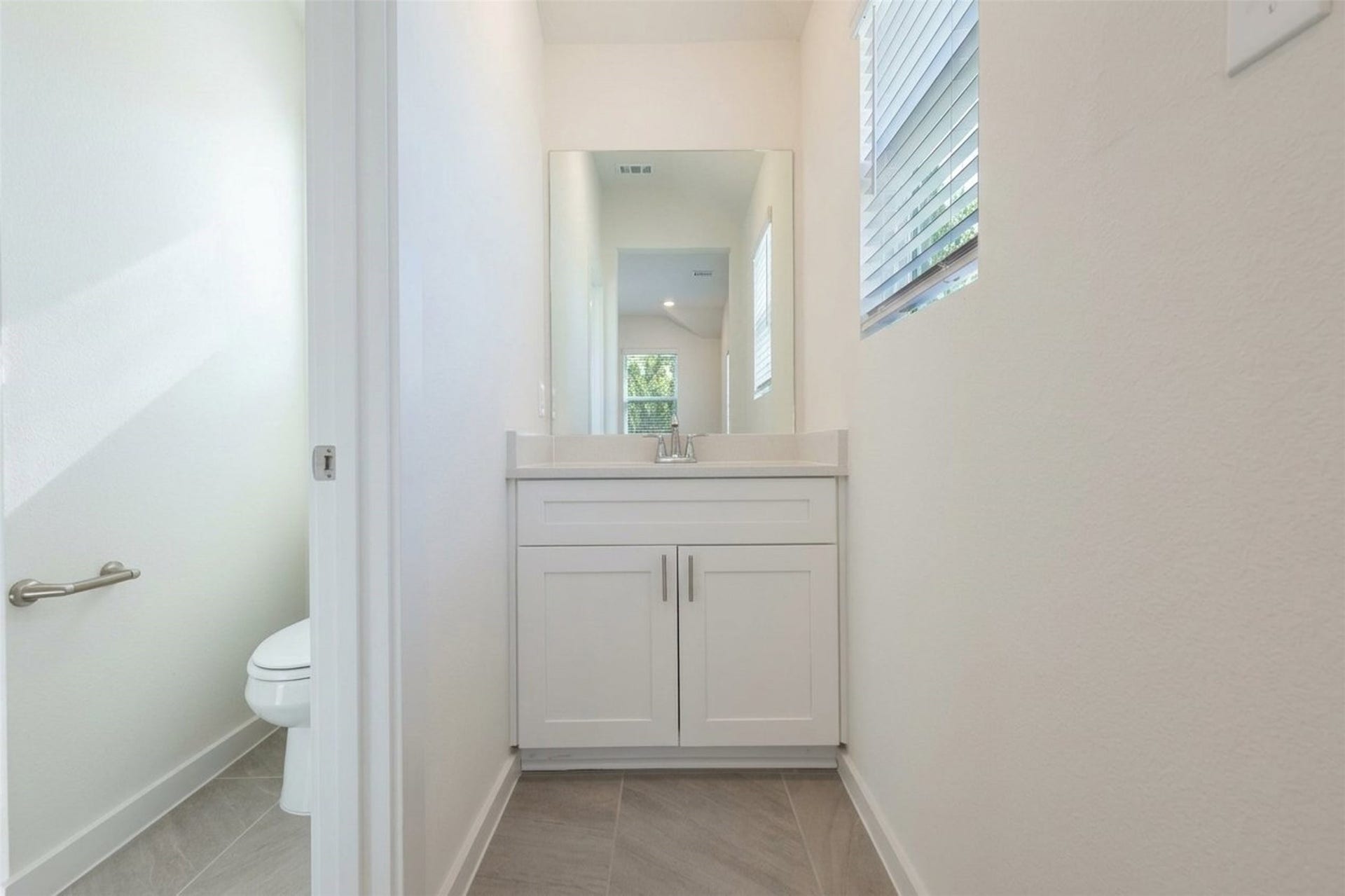 8326 Amethyst Valley Lane, Angleton, TX 77515 8326 Amethyst Valley Lane, Angleton, TX 77515