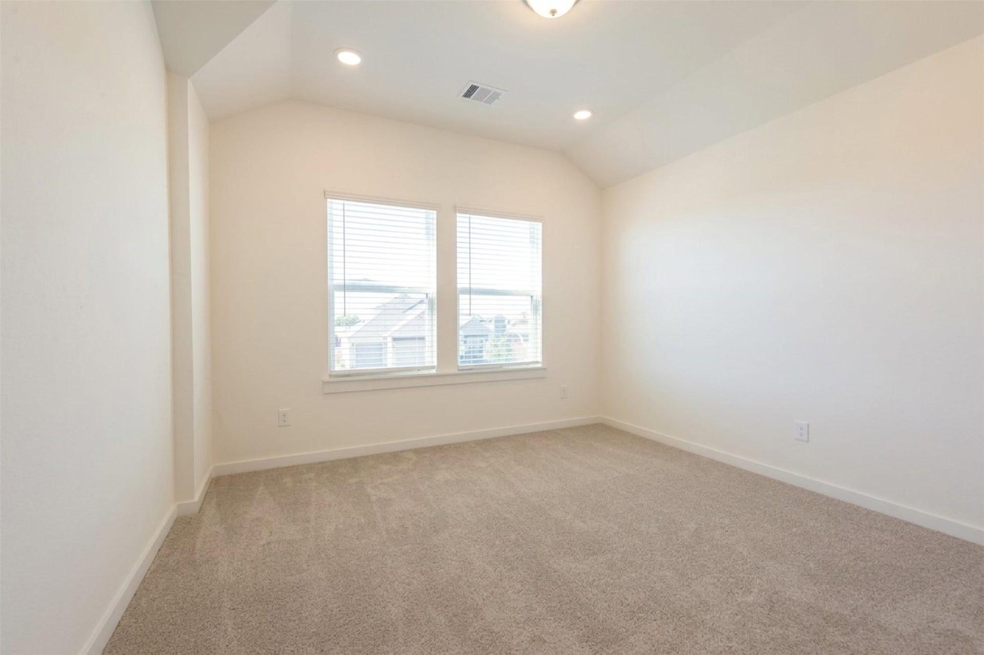 8326 Amethyst Valley Lane, Angleton, TX 77515 8326 Amethyst Valley Lane, Angleton, TX 77515