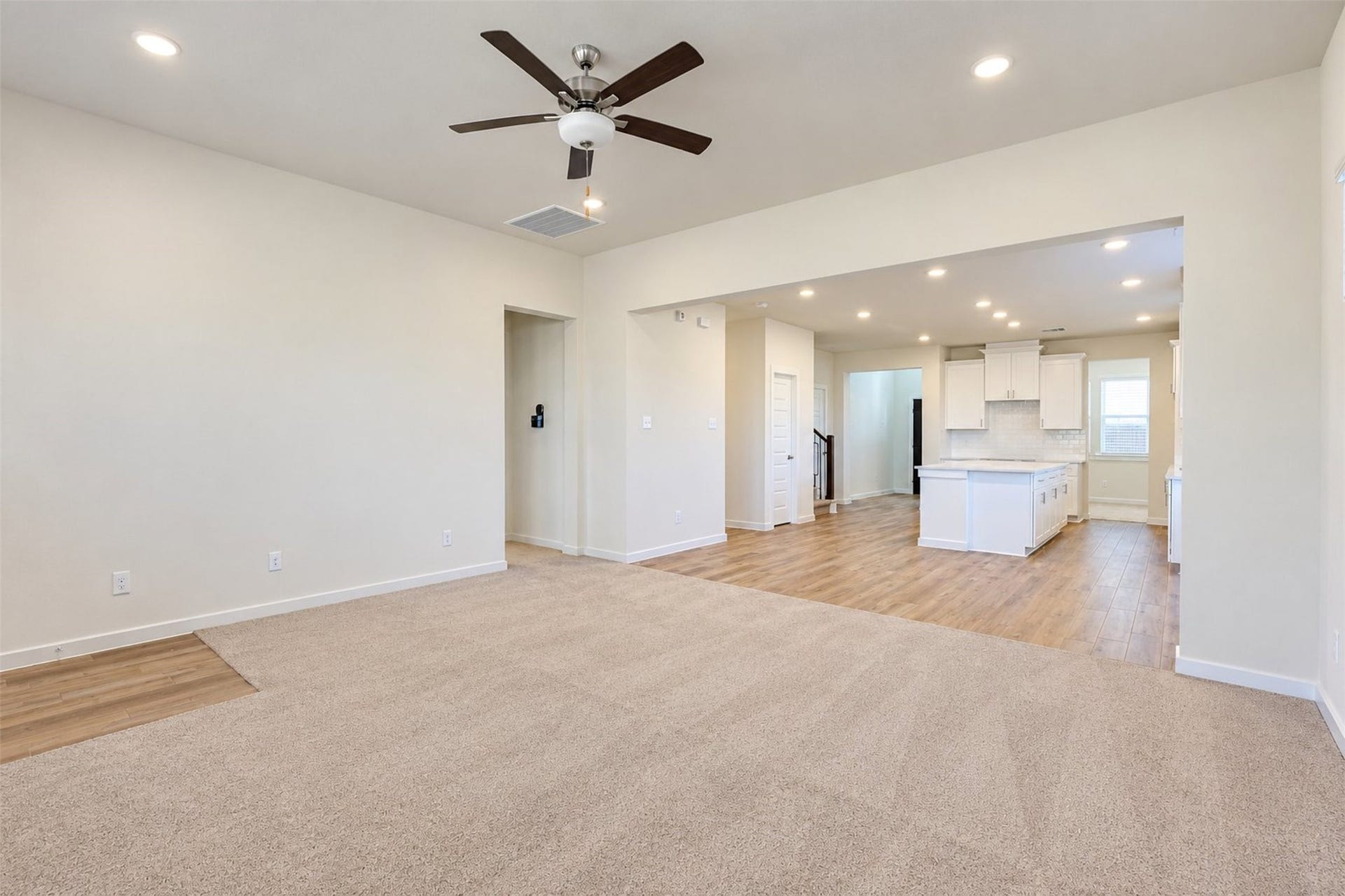 8326 Amethyst Valley Lane, Angleton, TX 77515 8326 Amethyst Valley Lane, Angleton, TX 77515
