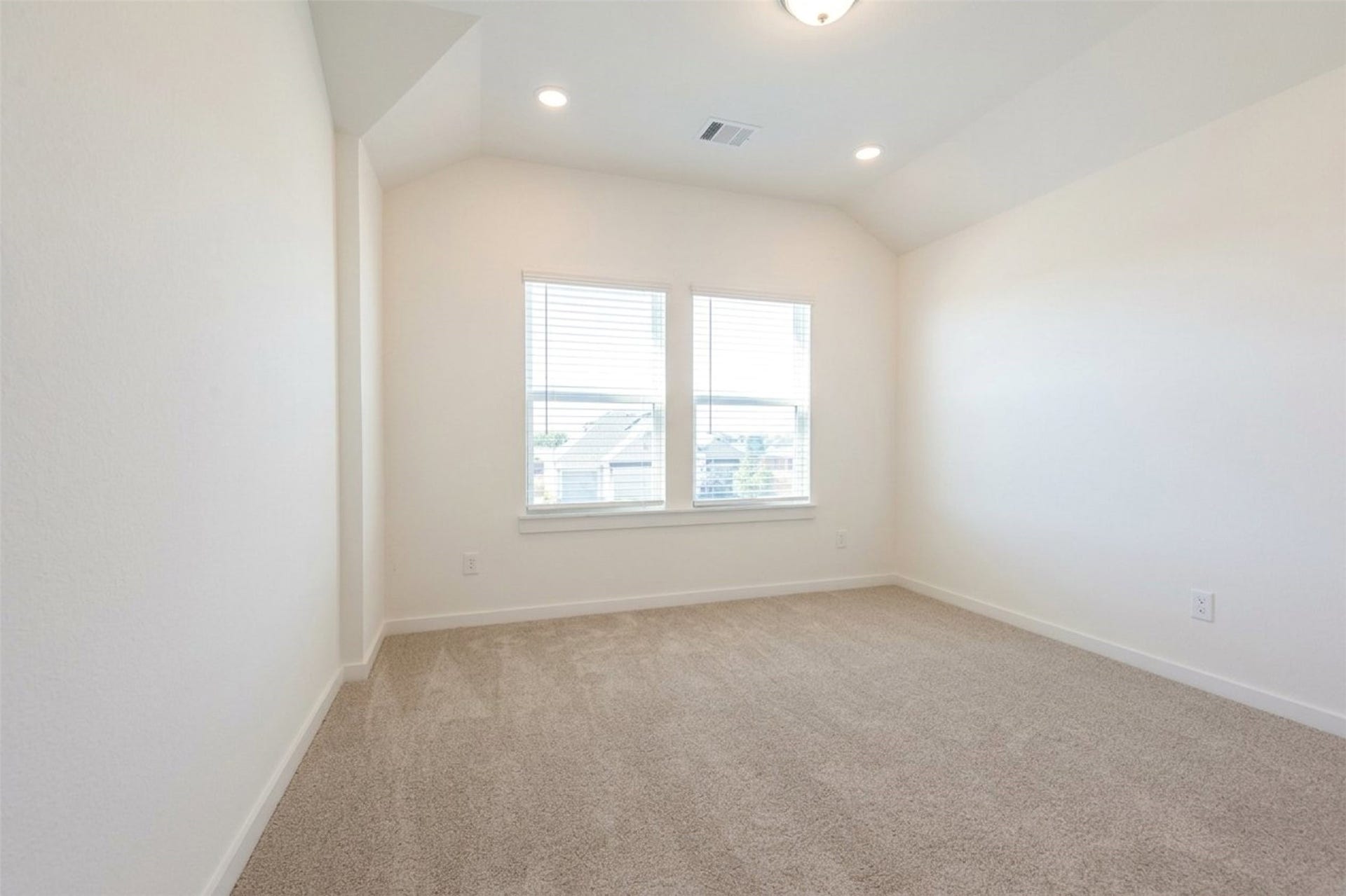 8326 Amethyst Valley Lane, Angleton, TX 77515 8326 Amethyst Valley Lane, Angleton, TX 77515