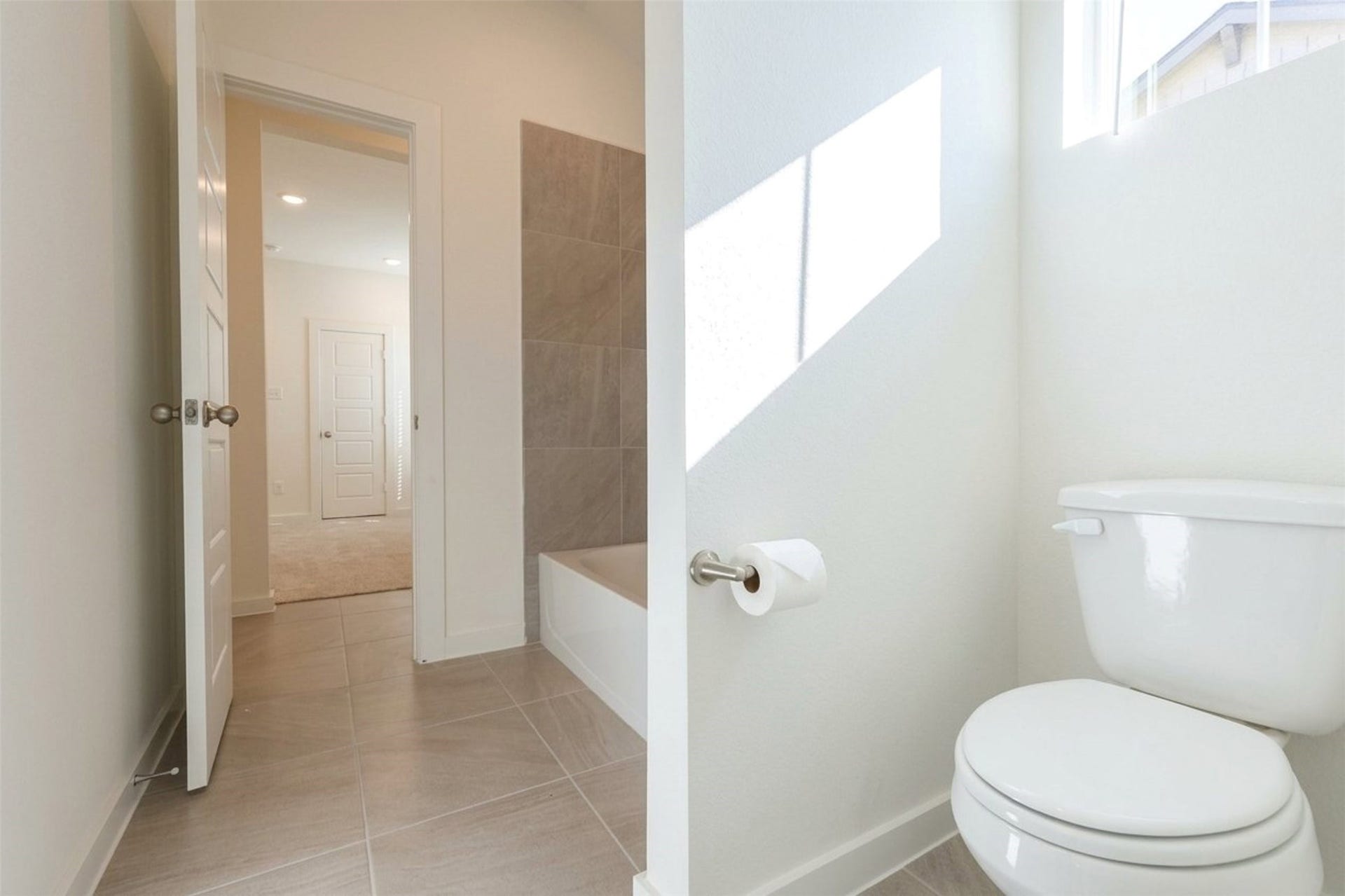 8326 Amethyst Valley Lane, Angleton, TX 77515 8326 Amethyst Valley Lane, Angleton, TX 77515