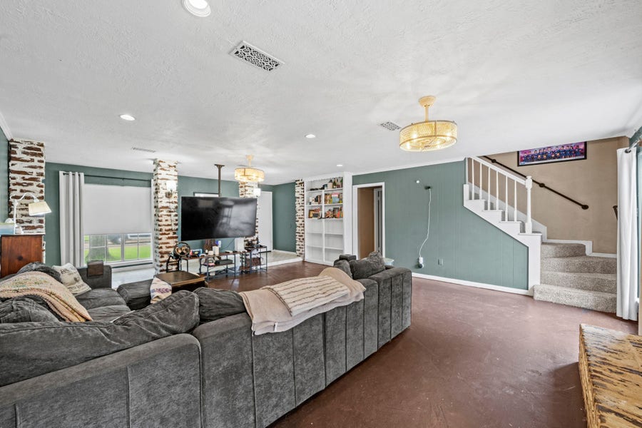 Property photo for 8131 Brinkworth Lane, Houston, TX