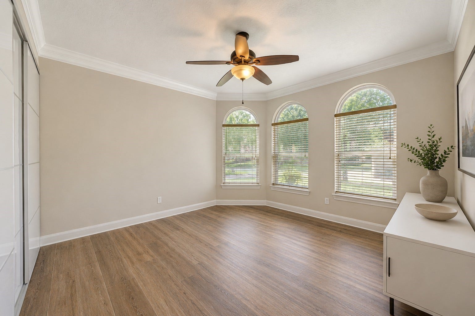12806 Rock Falls Way, Houston, TX 77041 Alternate view of the first-floor flex room empty.
