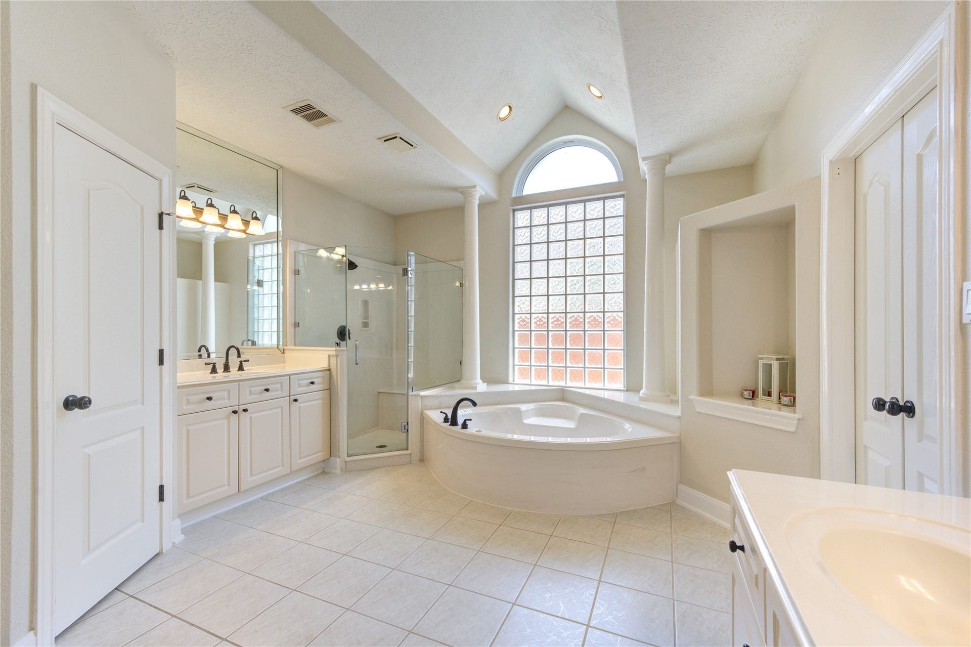 12806 Rock Falls Way, Houston, TX 77041 12806 Rock Falls Way, Houston, TX 77041