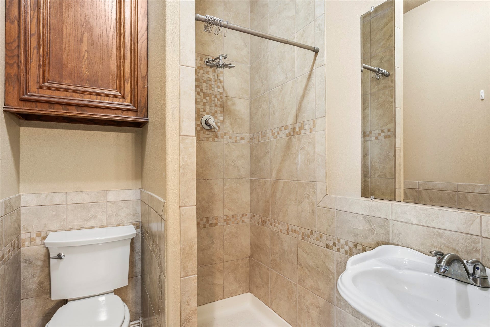 2535 Broadway Street, San Leon, TX 77539 2535 Broadway Street, San Leon, TX 77539