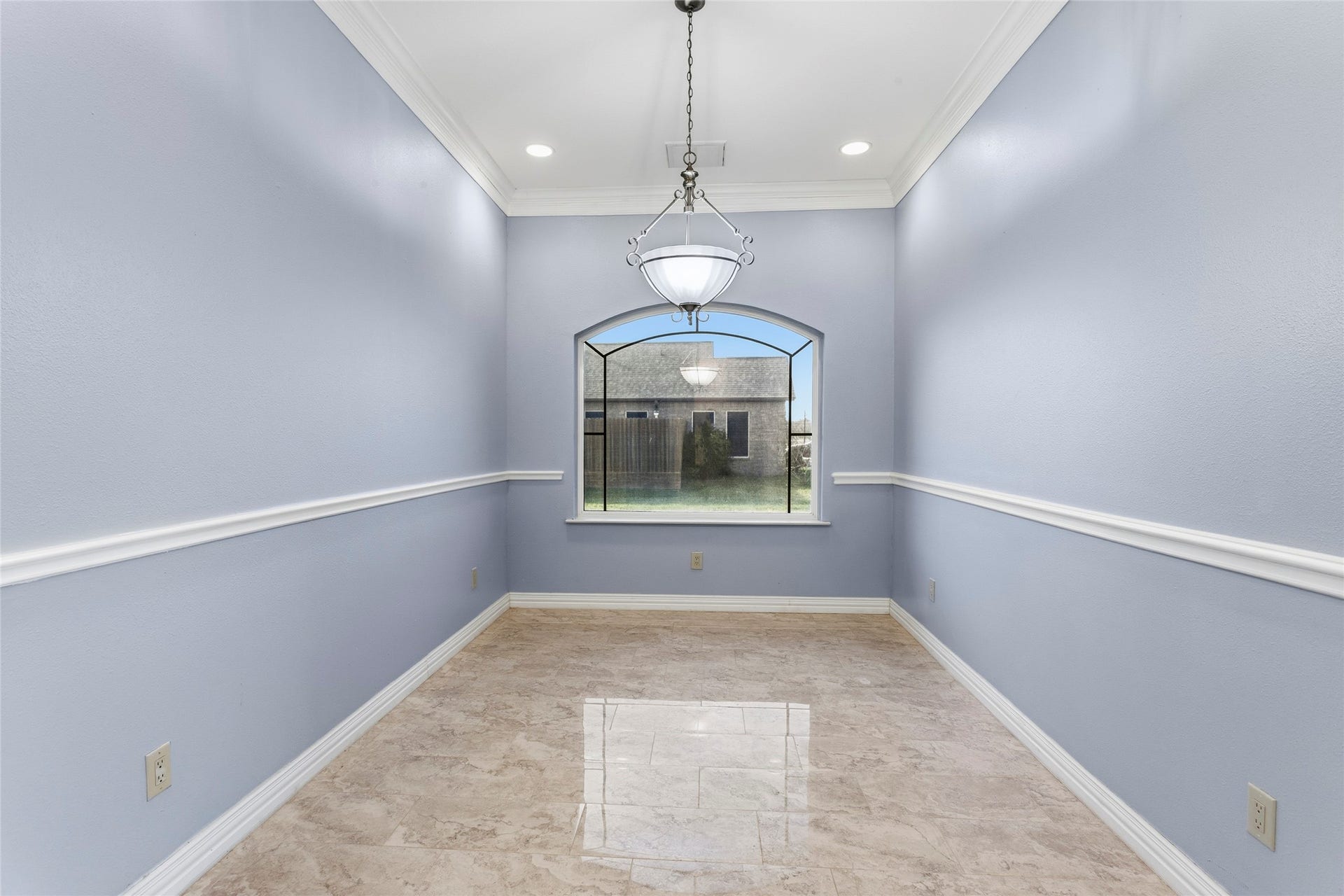 2535 Broadway Street, San Leon, TX 77539 2535 Broadway Street, San Leon, TX 77539