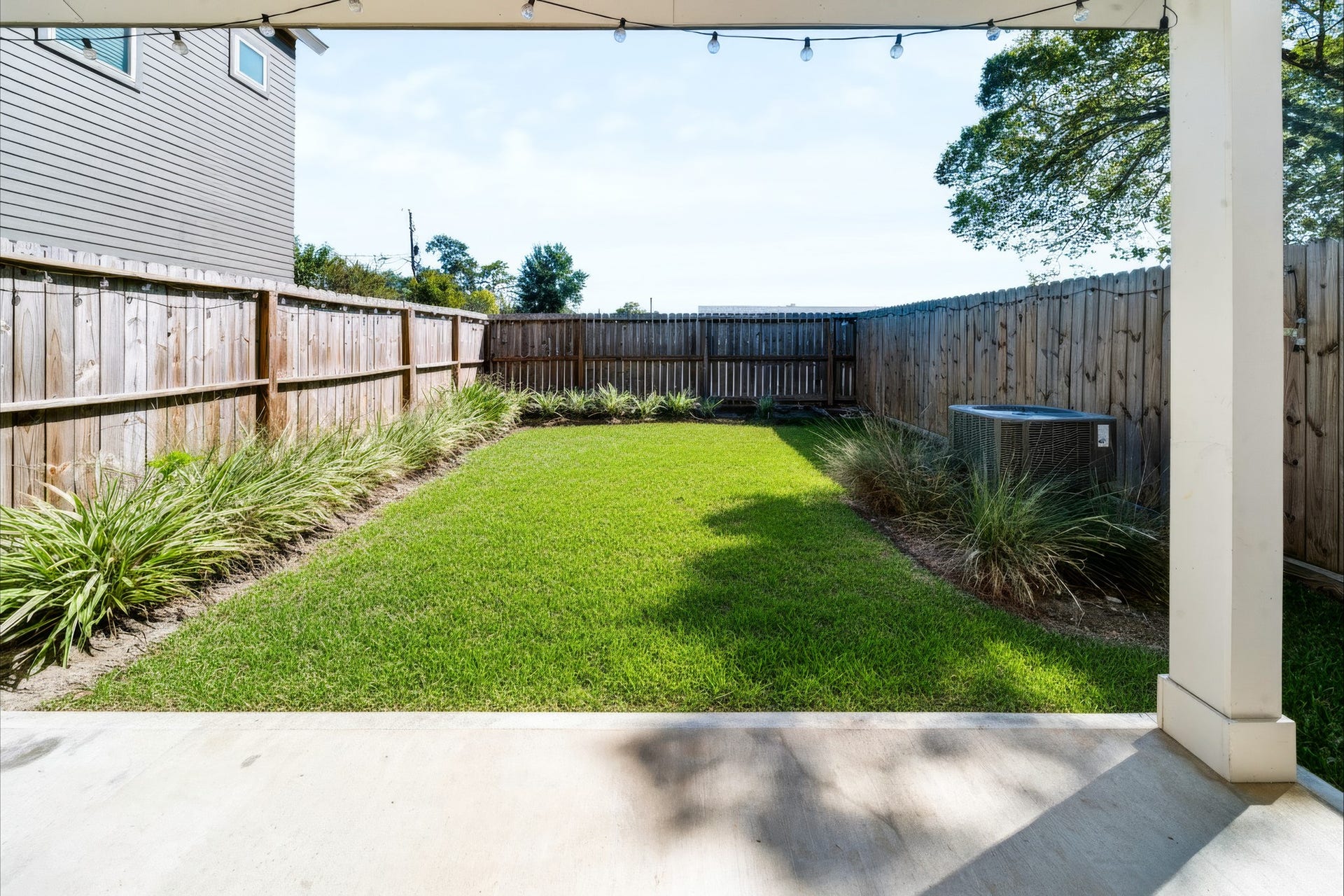 5632 Bertellis Lane, Houston, TX 77091