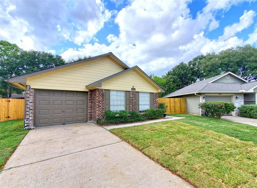 Property photo for 11011 Shadowfield Drive, Houston, TX