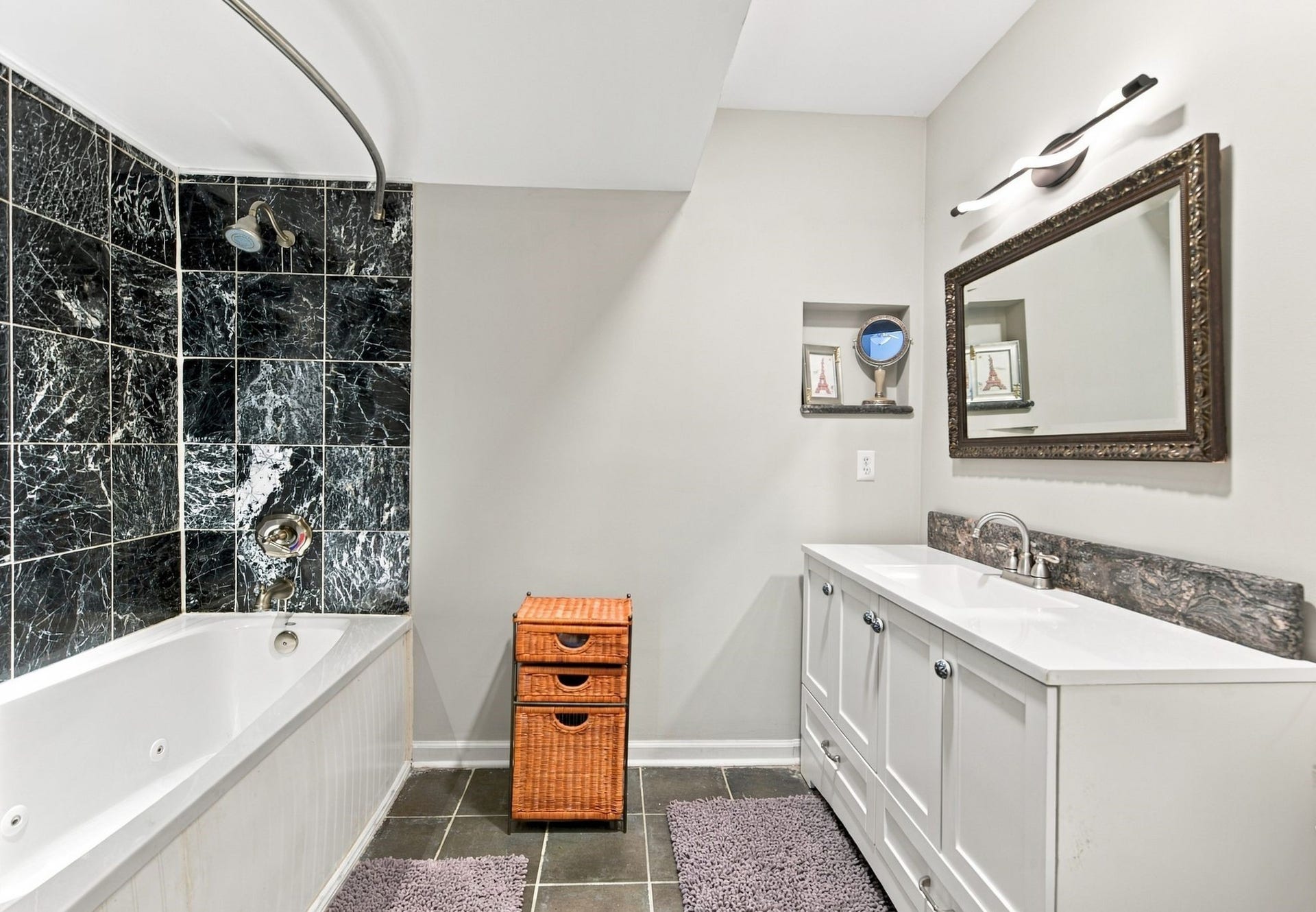 5204 Arboles Drive, #10, Houston, TX 77035 5204 Arboles Drive, #10, Houston, TX 77035