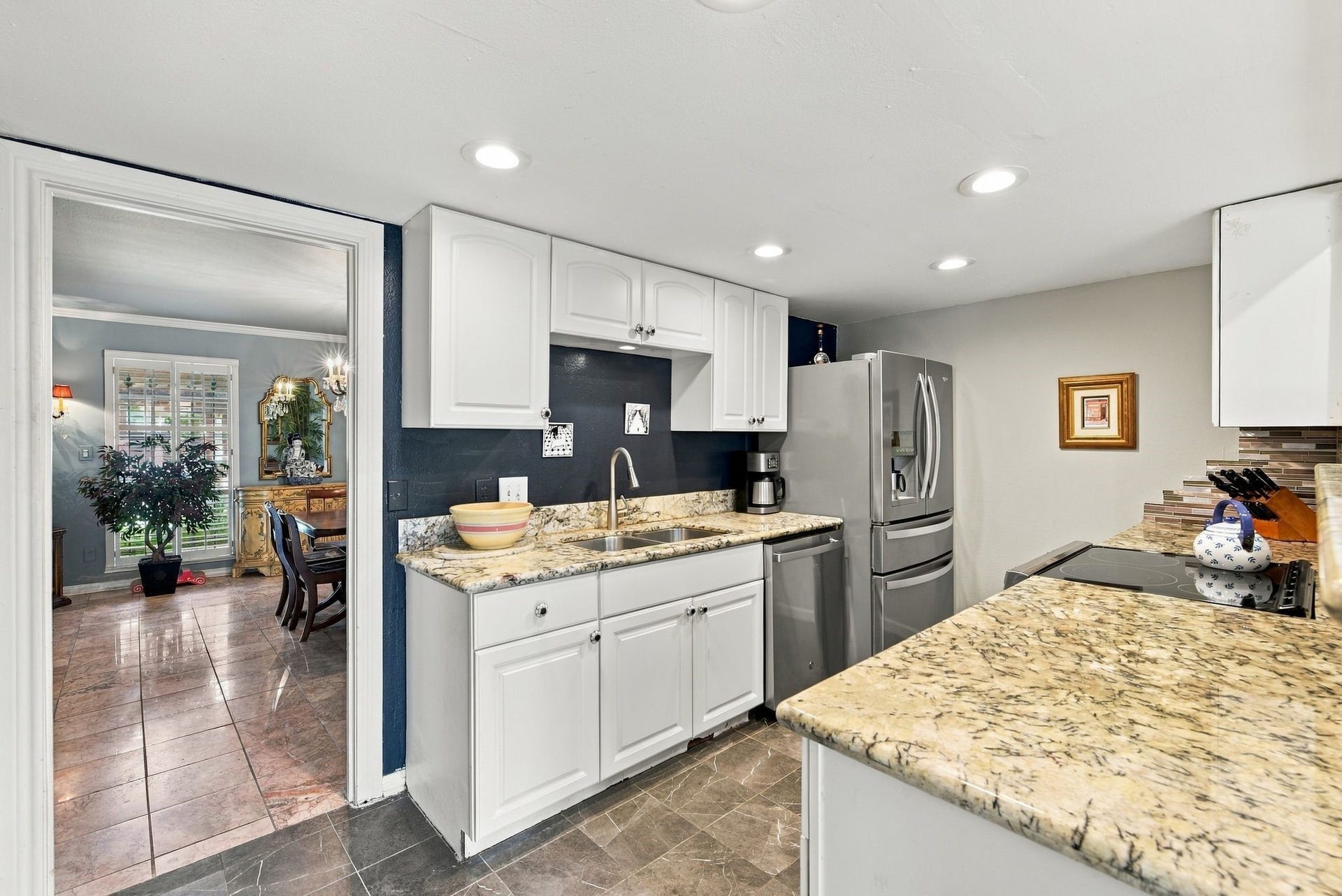 5204 Arboles Drive, #10, Houston, TX 77035 5204 Arboles Drive, #10, Houston, TX 77035