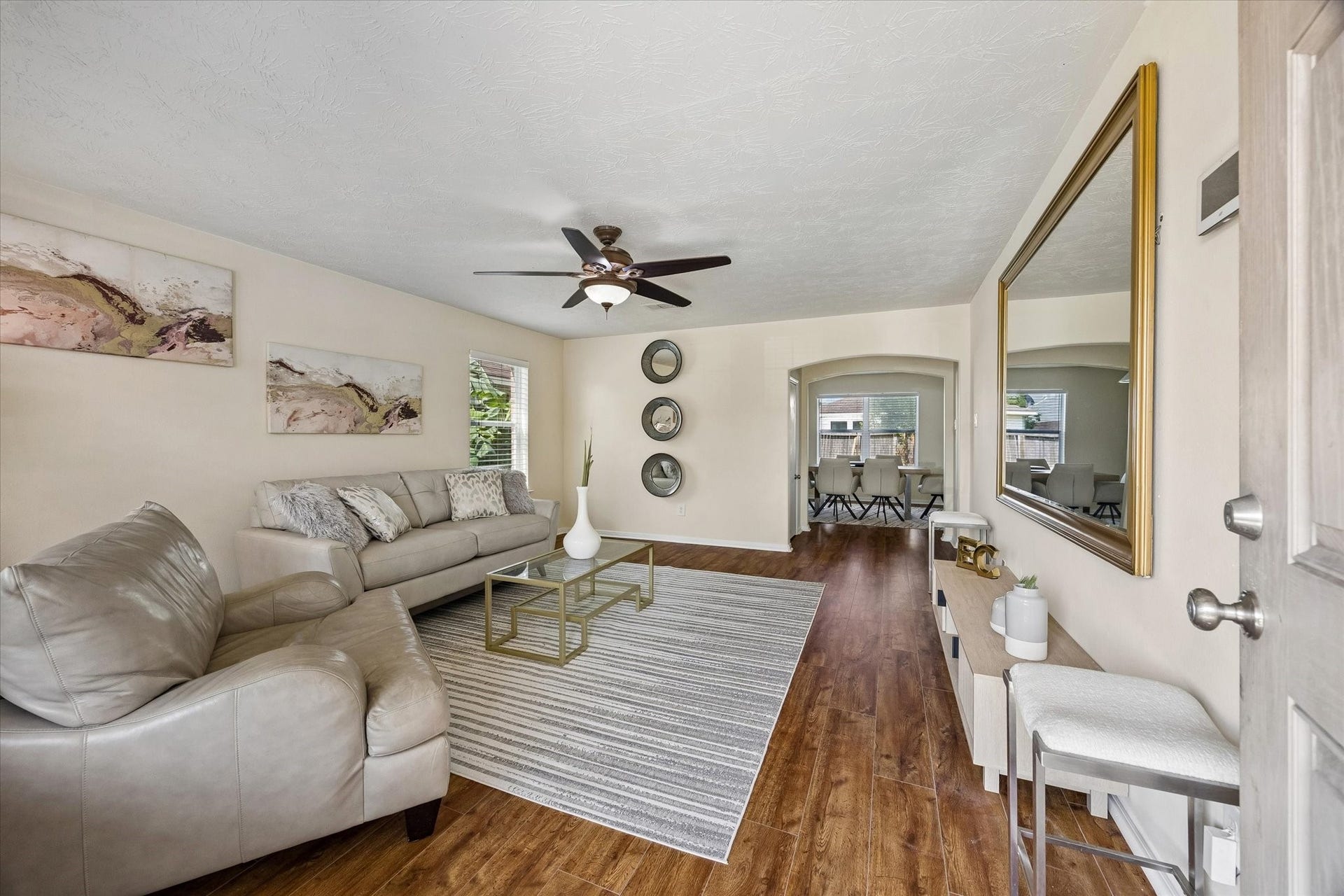 2130 Summit Meadow Drive, Houston, TX 77489 Living Area