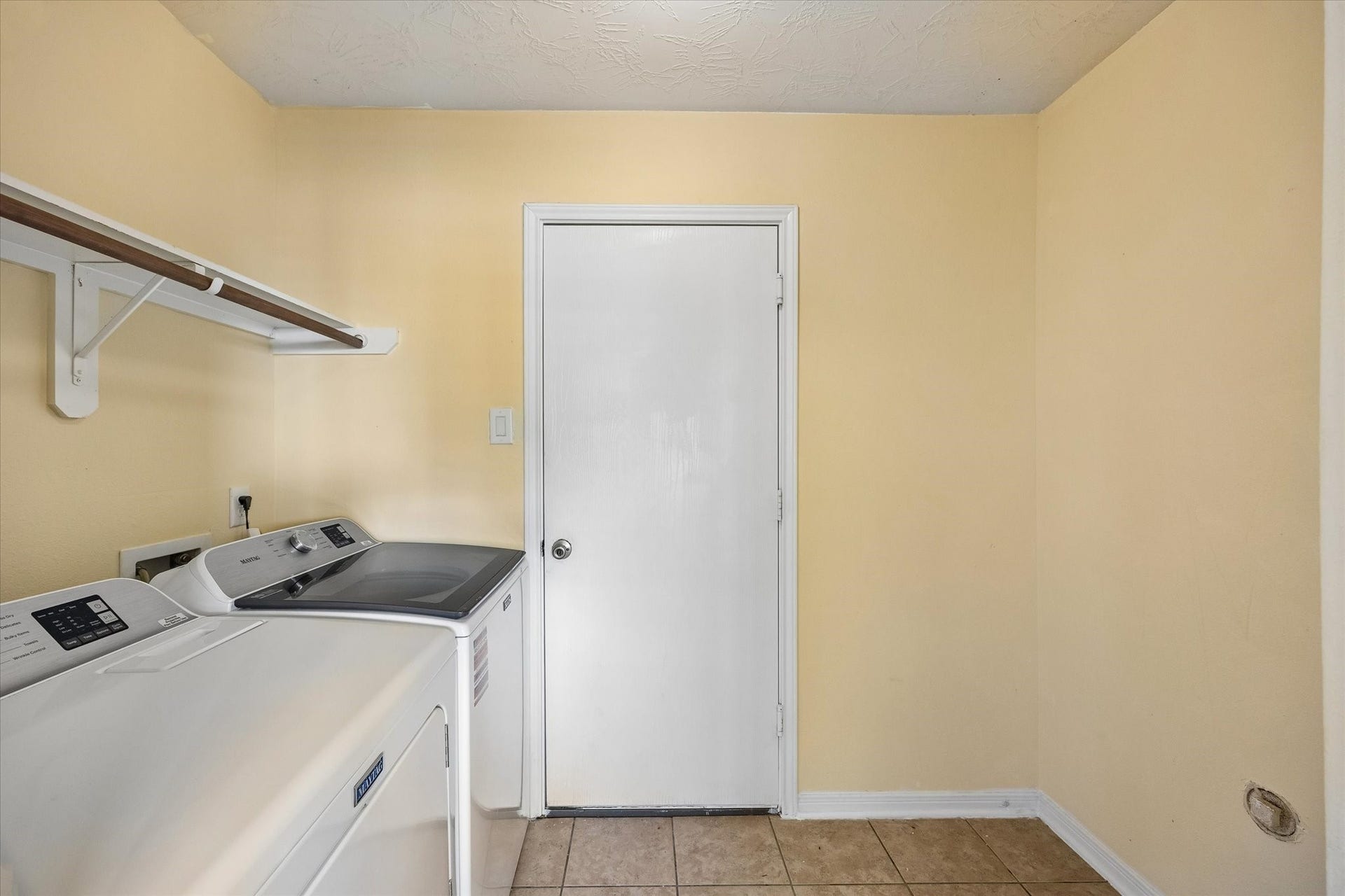 2130 Summit Meadow Drive, Houston, TX 77489 Utility Room