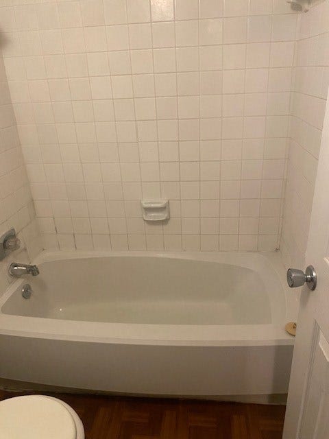 10203 SW Forum Park NE, #225, Houston, TX 77036 Tub shwr