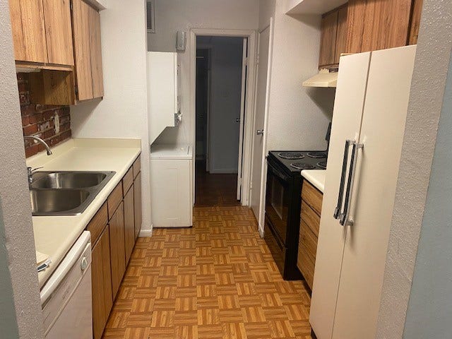 10203 SW Forum Park NE, #225, Houston, TX 77036 Kit open