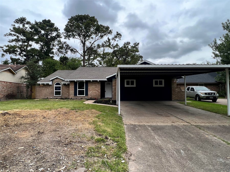 Property photo for 7110 Ensworth Drive, Houston, TX